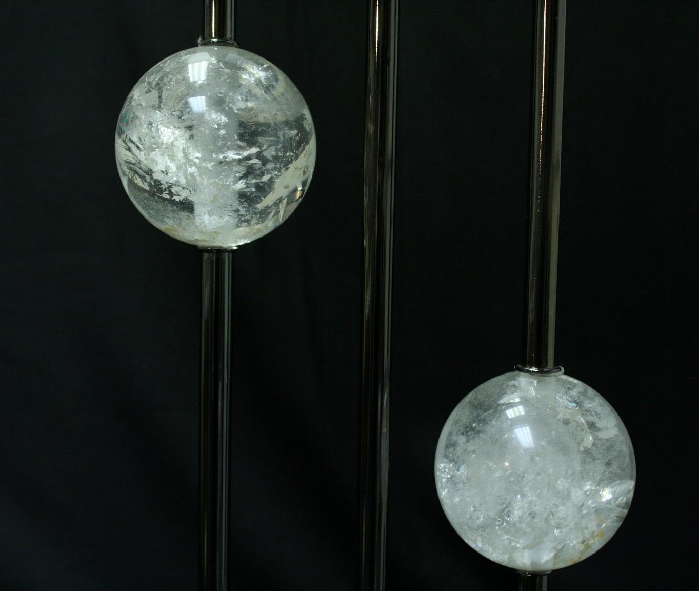 Ein Paar Bergkristall-Lampen im modernen Stil im Angebot 1