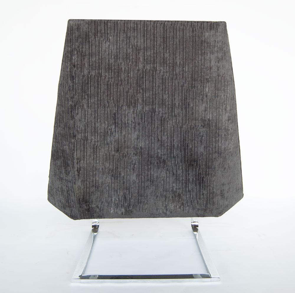 Tissu d'ameublement Paire de chaises cantilever modernes en chrome rembourrées par DIA en vente