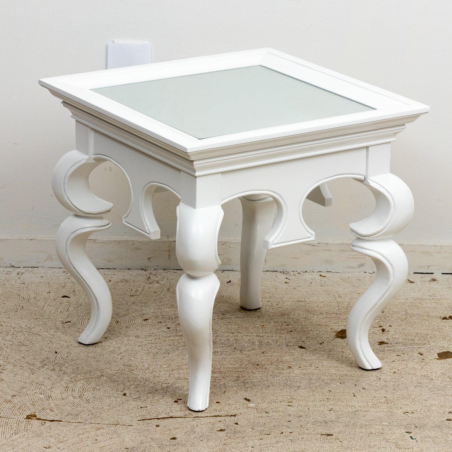 Unknown Pair Modern White Lacquered Side Tables For Sale