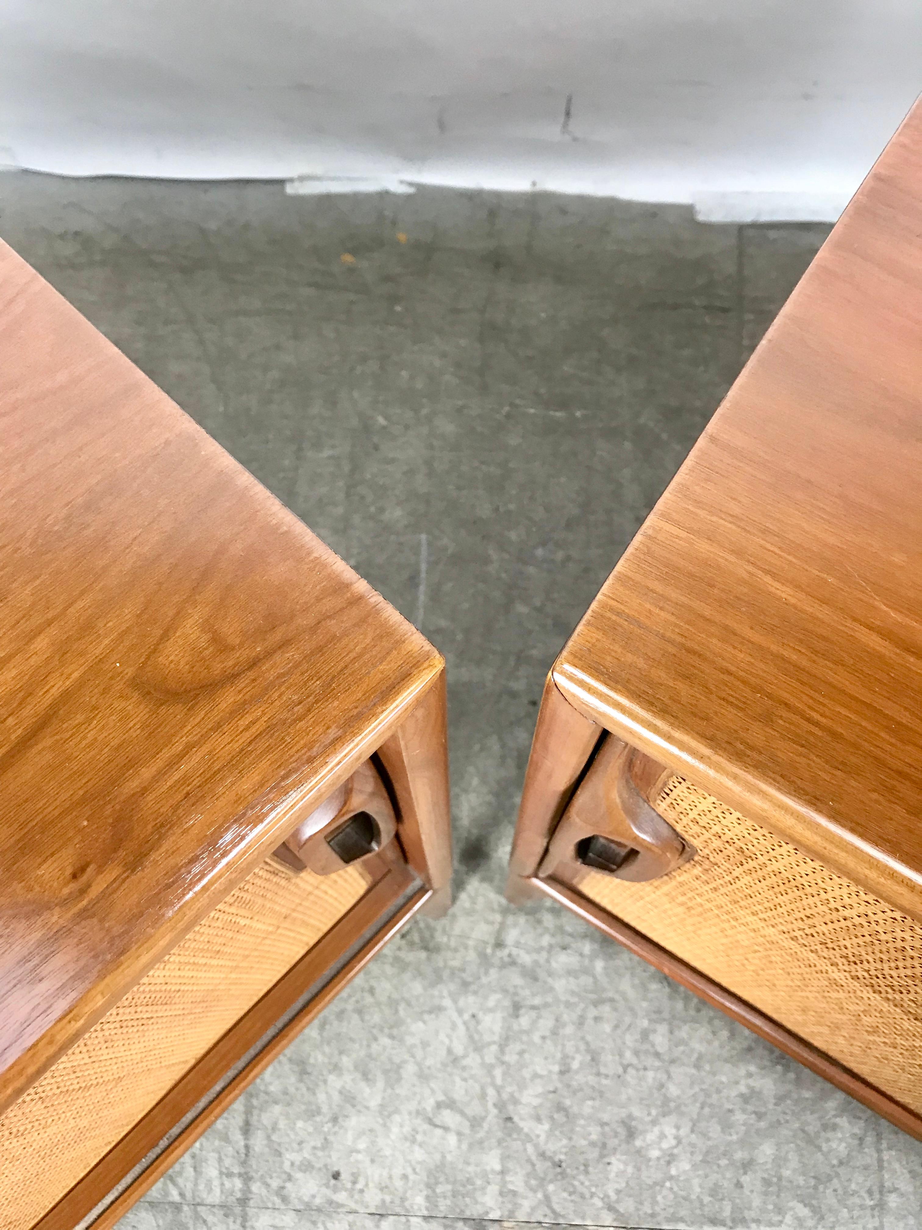 Pair of Modernist American Danish Walnut Sliding Caned Door Cabinets 4