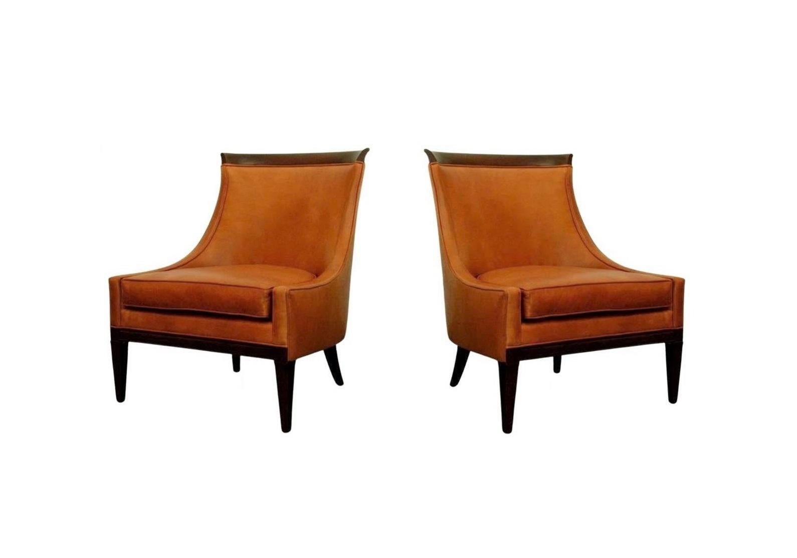 Paire de chaises modernistes à haut dossier en cuir en vente 3