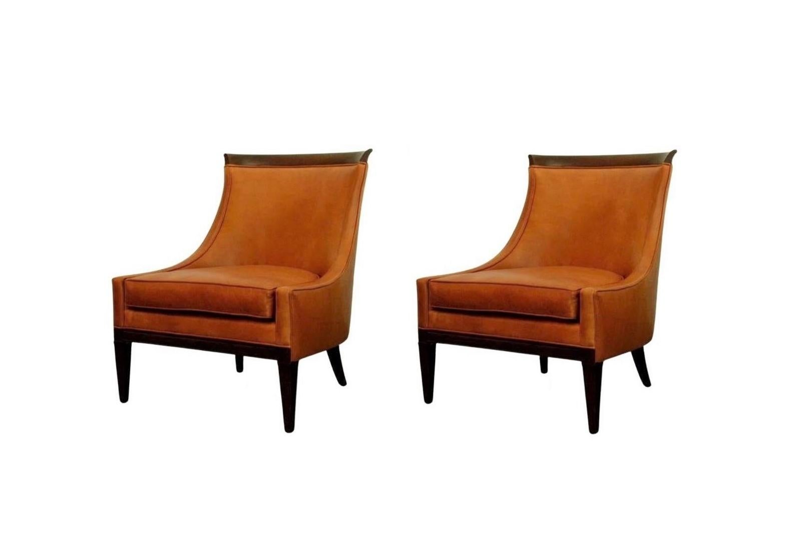 Paire de chaises modernistes à haut dossier en cuir Bon état - En vente à Dallas, TX