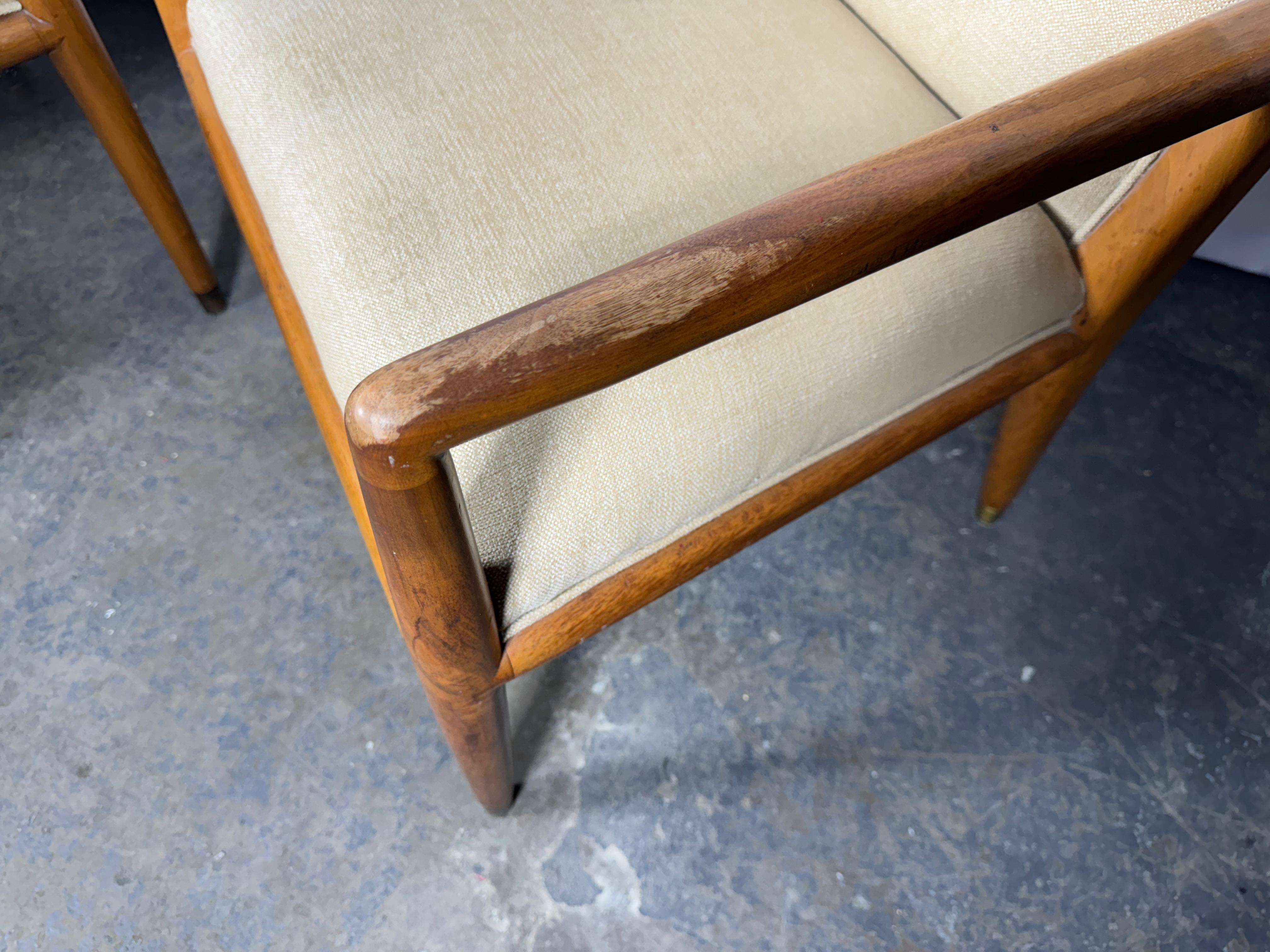 Paire de chaises longues modernistes attribuées à T.H. Robsjohn Gibbings / Widdicomb en vente 2