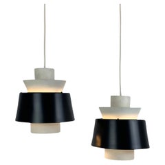 Paire de lampes suspendues modernistes par Jørn Utzon pour Nordisk Solar, Danemark, années 1960