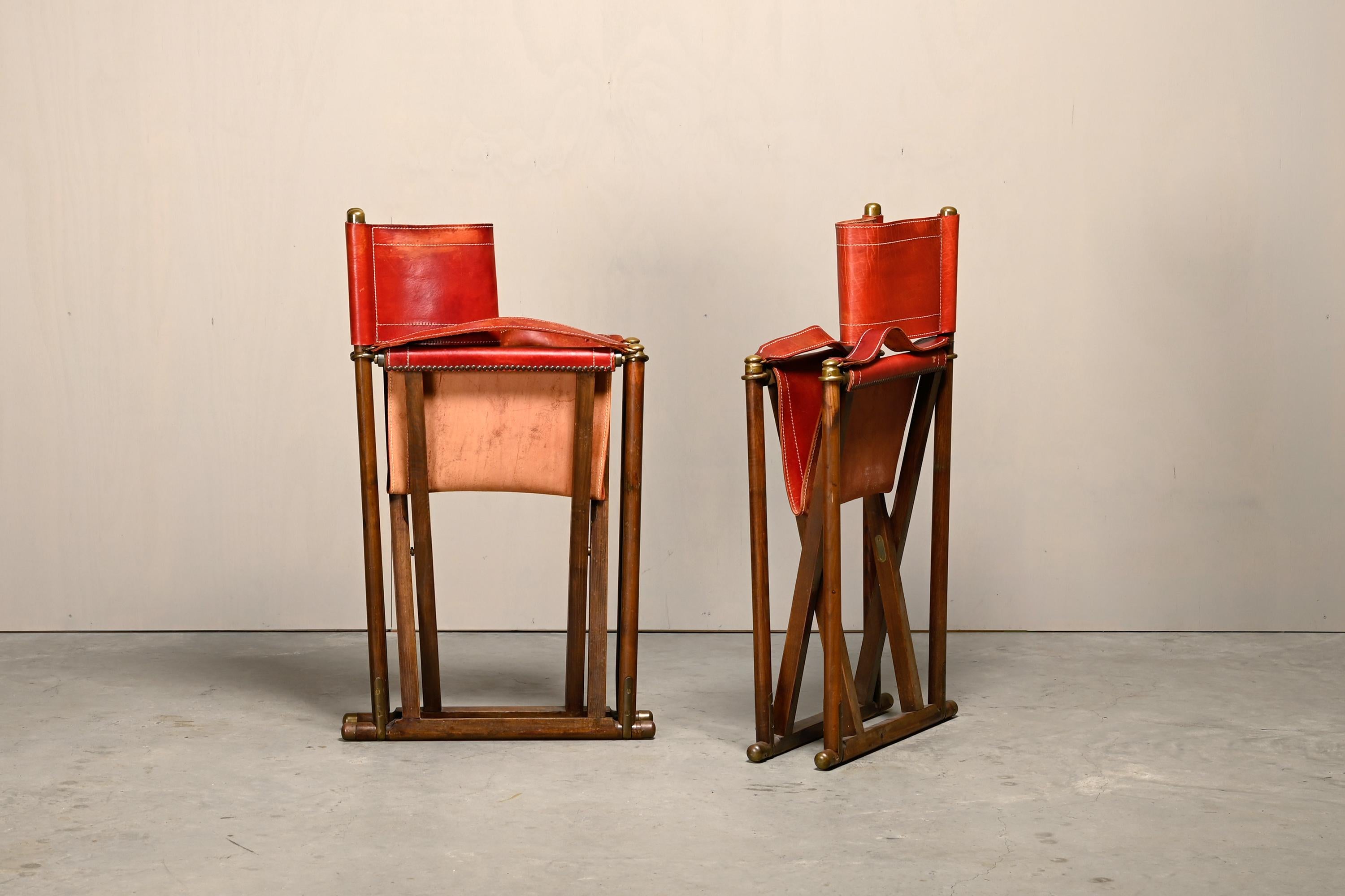 20ième siècle Paire de chaises pliantes Mogens Koch MK-16 en Oak Wood avec cuir rouge pour Valmazan en vente