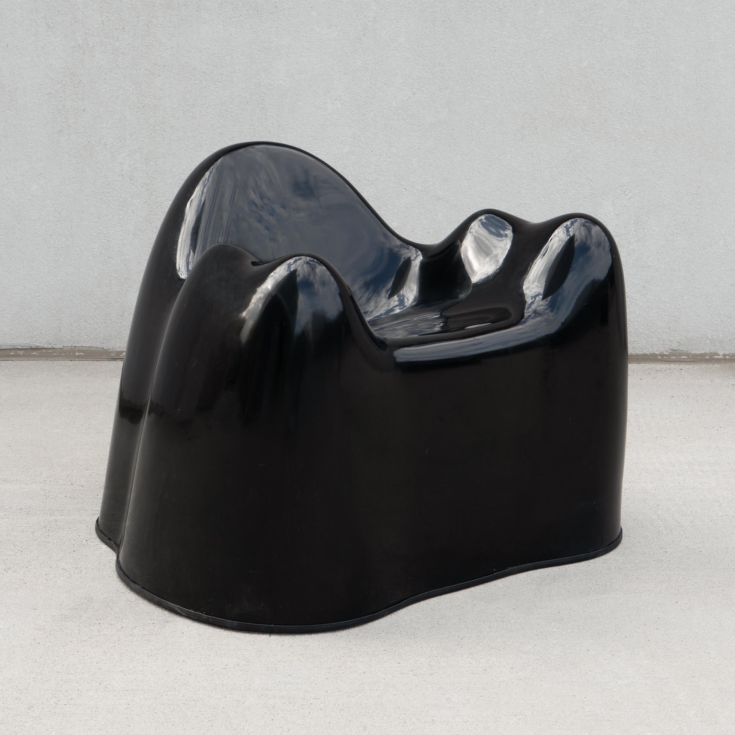 Ère spatiale Paire de chaises molar de Wendell Castle des années 1970, moderne de l'ère de la fibre de verre enduite de gel en vente