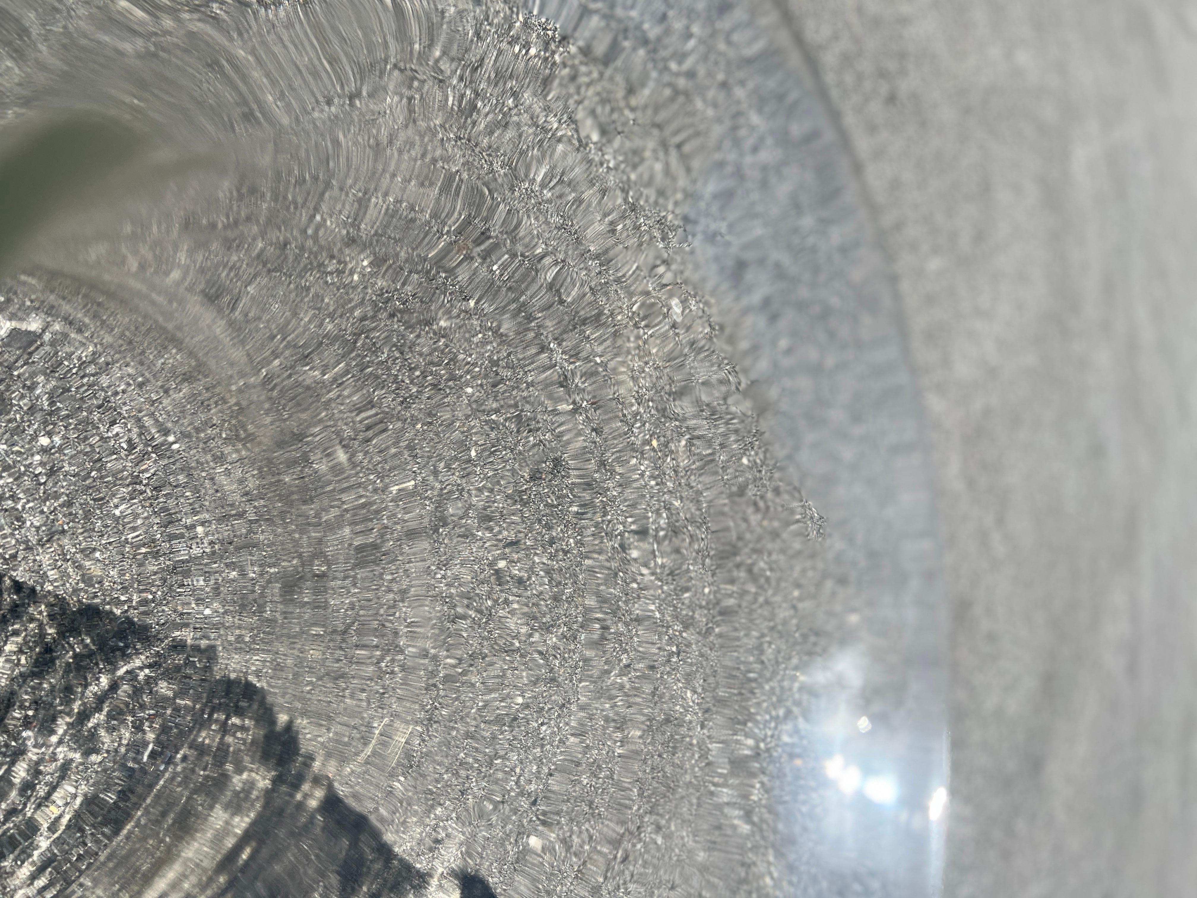 Paire d'abat-jour monumentaux en verre soufflé du 19ème siècle 22.5