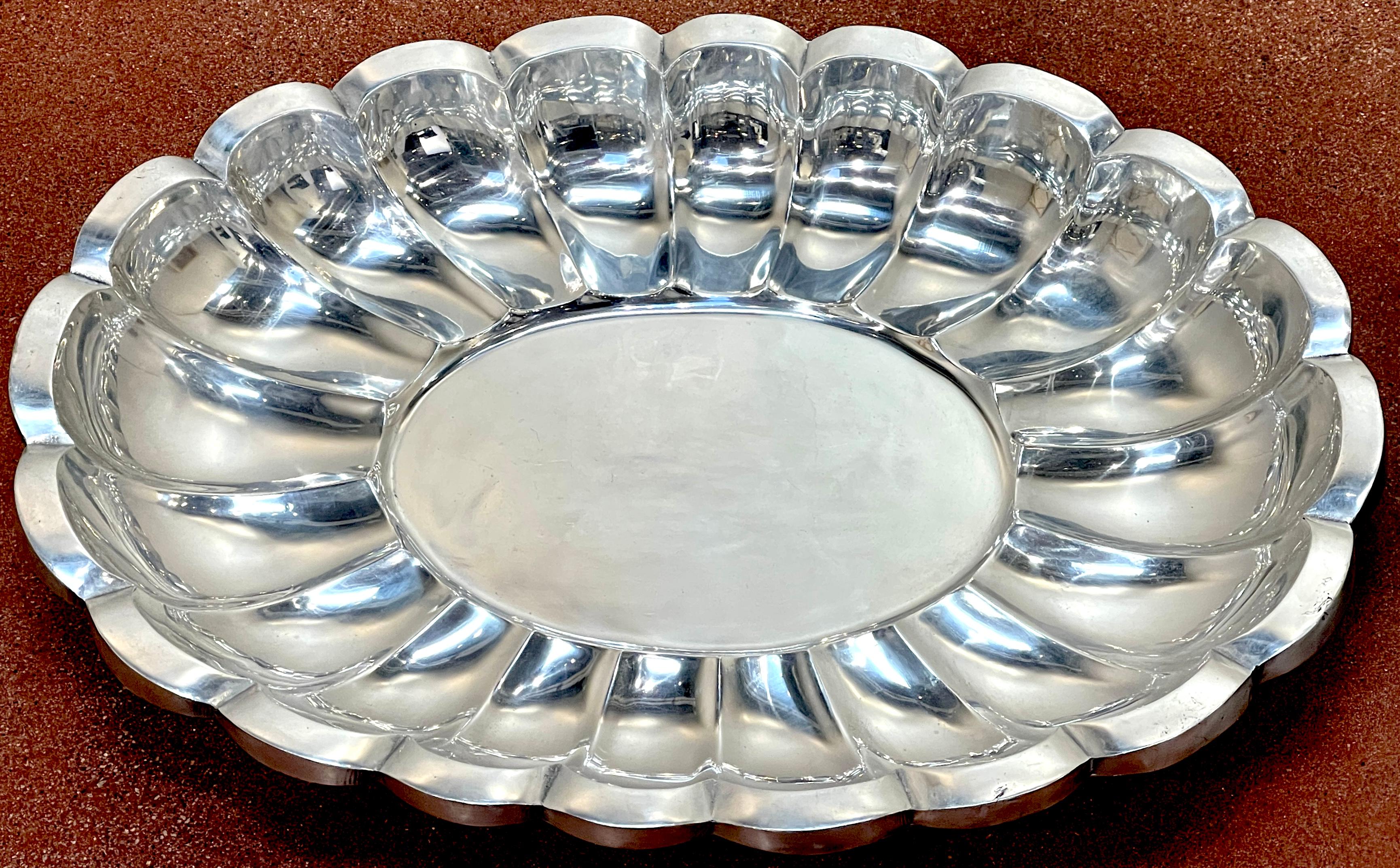 Pair Monumental Arthur Court Neoclassical / Southwest Style Oval Salvers/Trays In Good Condition For Sale In West Palm Beach, FL