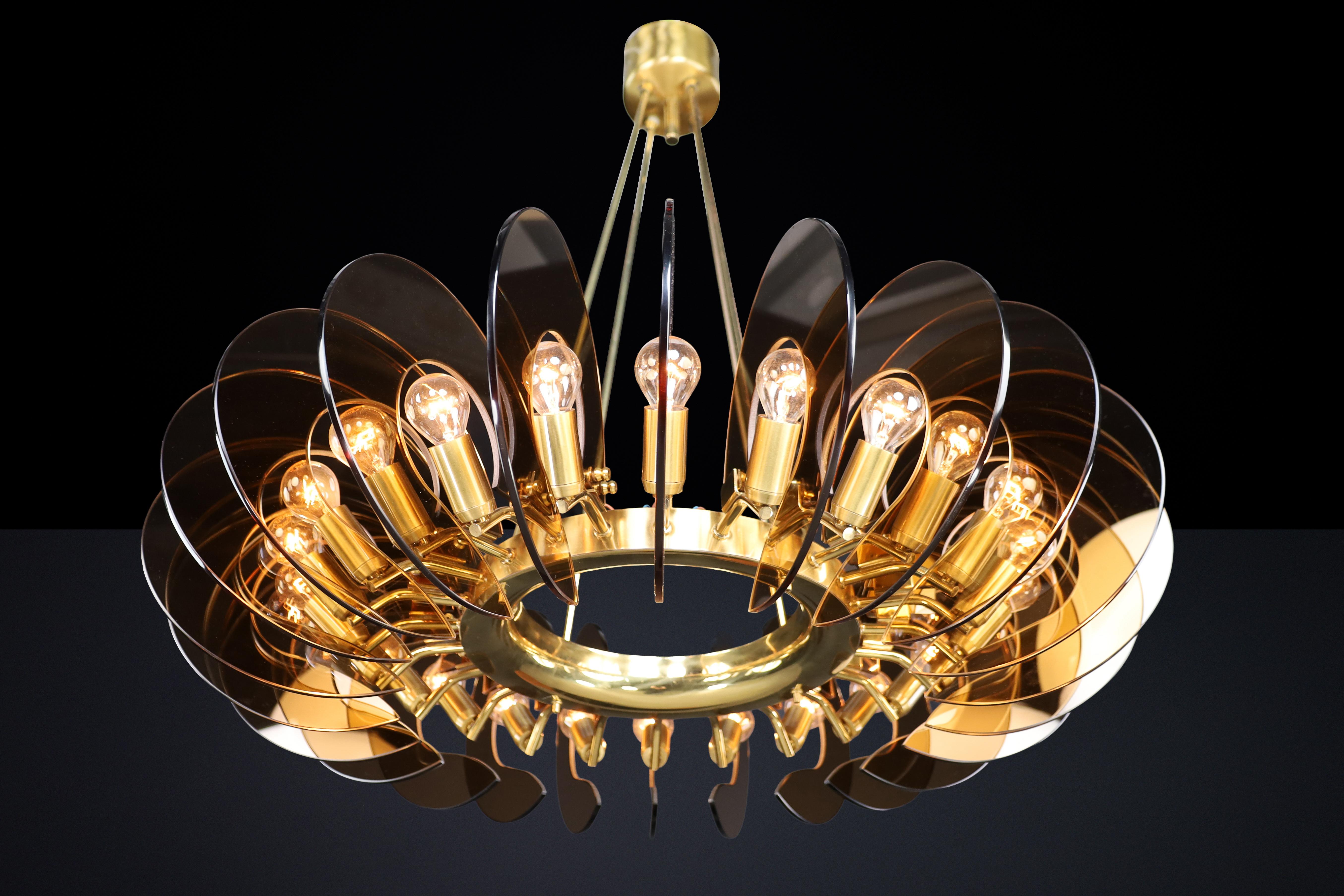 Pair Monumental Brass & Smoked Glass Chandeliers by Gino Paroldo, Italy, 1970s 7