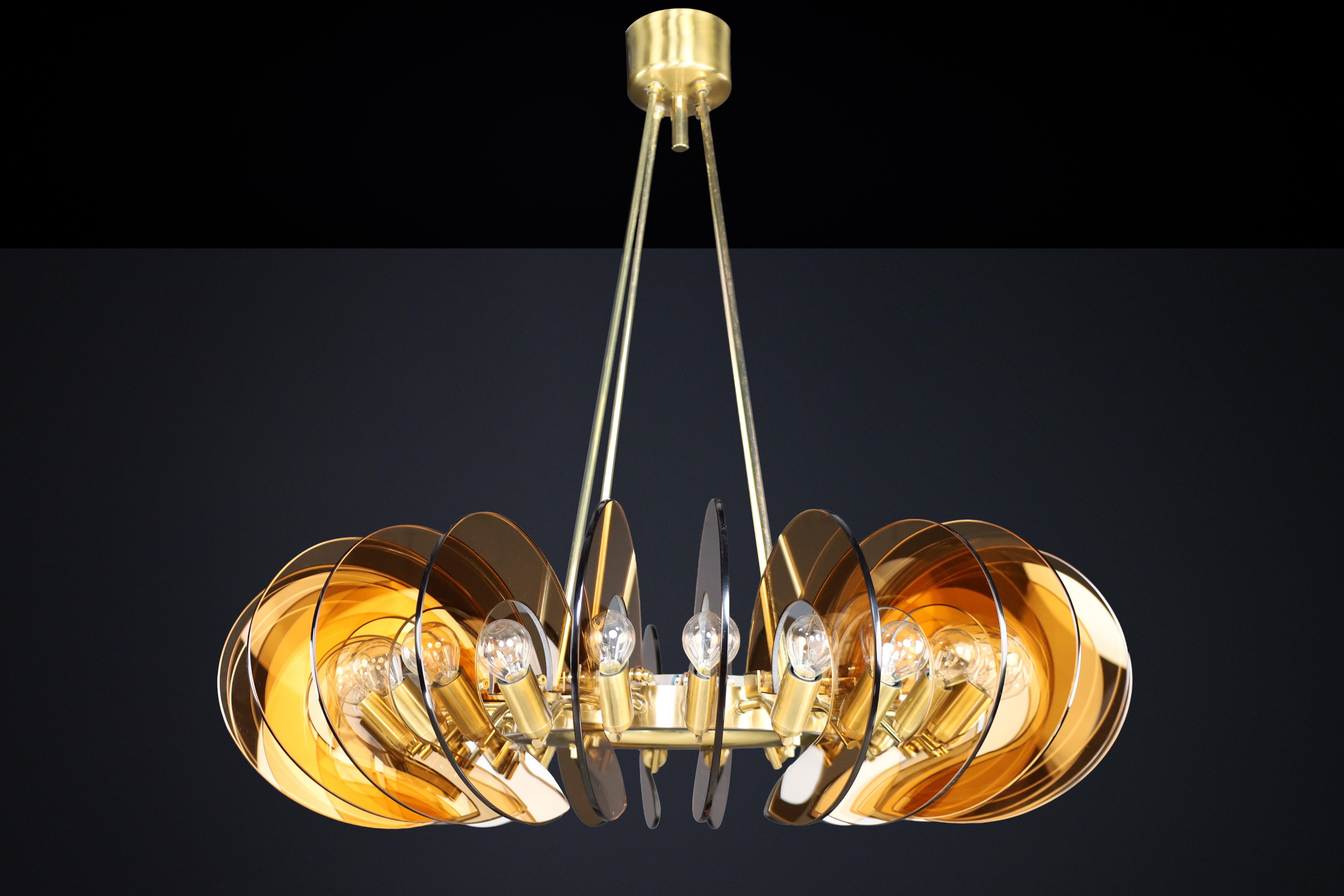 Pair Monumental Brass & Smoked Glass Chandeliers by Gino Paroldo, Italy, 1970s 8
