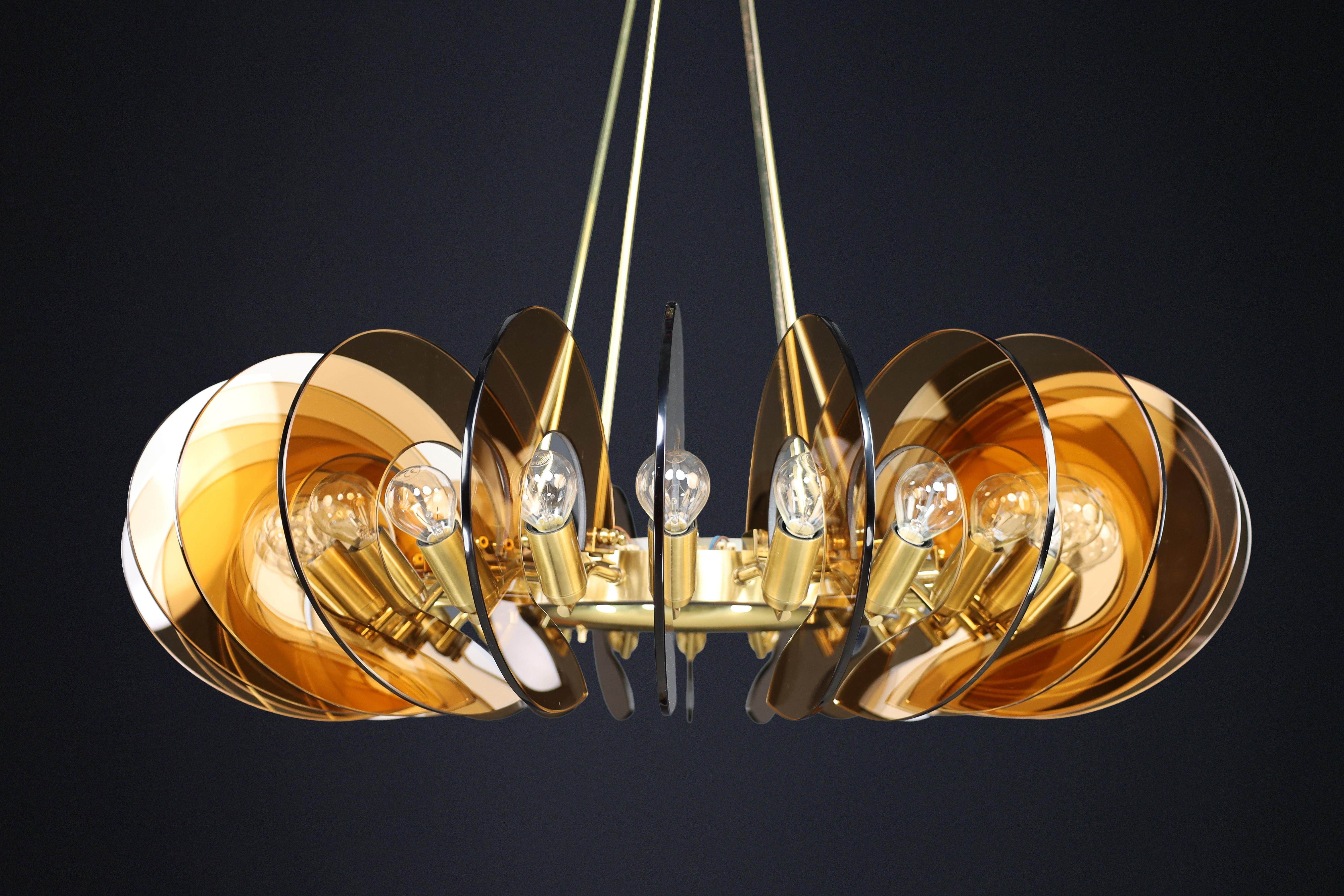 Pair Monumental Brass & Smoked Glass Chandeliers by Gino Paroldo, Italy, 1970s 10