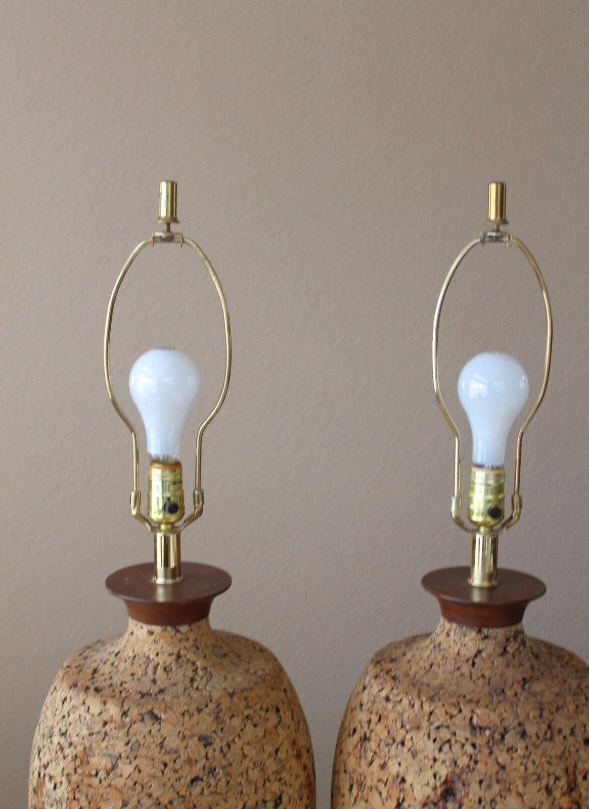 20ième siècle Paire ! Monumentales lampes décoratives en liège modernes mi-siècle, années 1960, Art du bois en vente