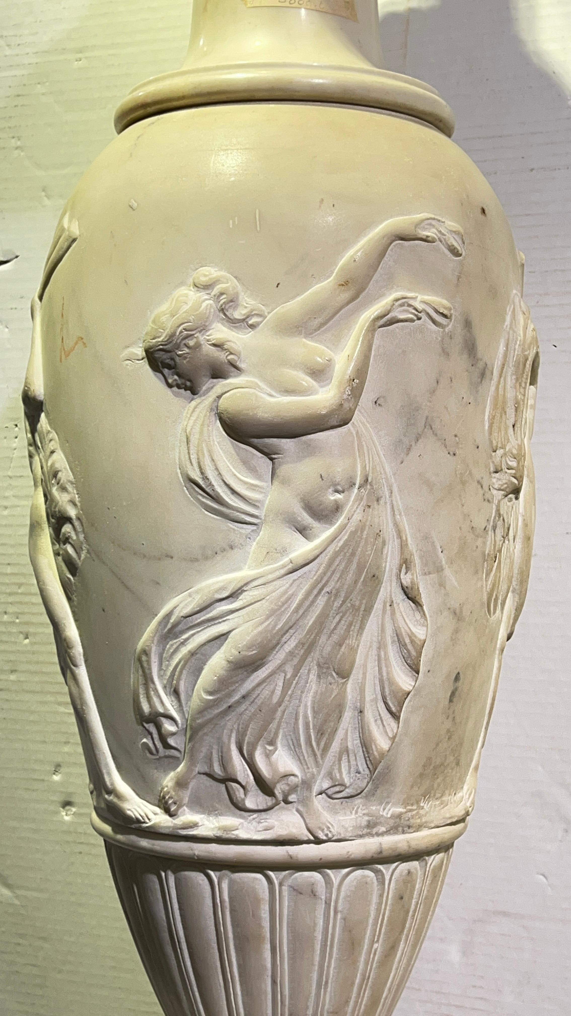 Pair Monumental Neoclassical Carved White Marble Urns In Good Condition For Sale In New York, NY