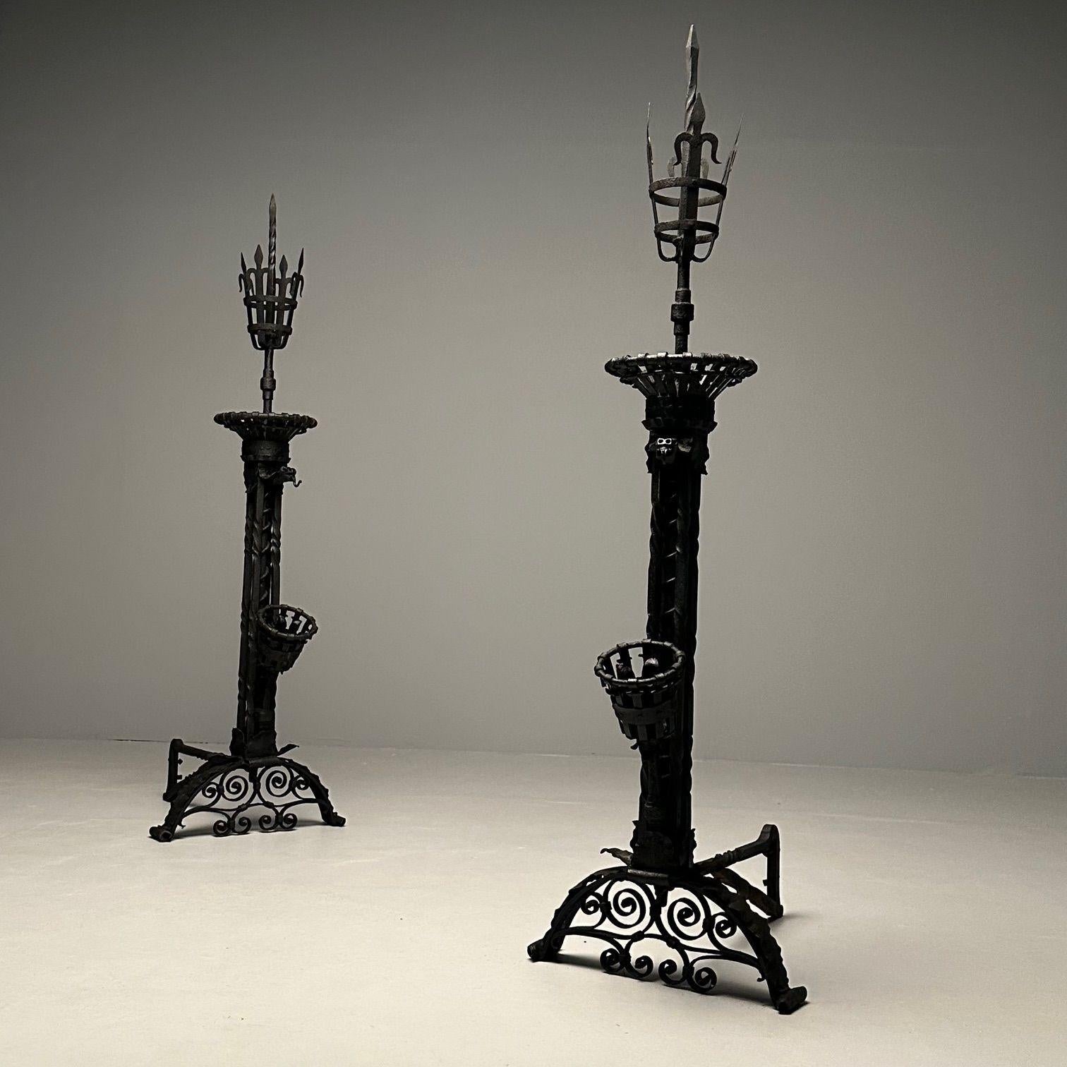 Samuel Yellin Style, Italian Renaissance, Andirons, Black Wrought Iron, 1920s In Good Condition For Sale In Stamford, CT