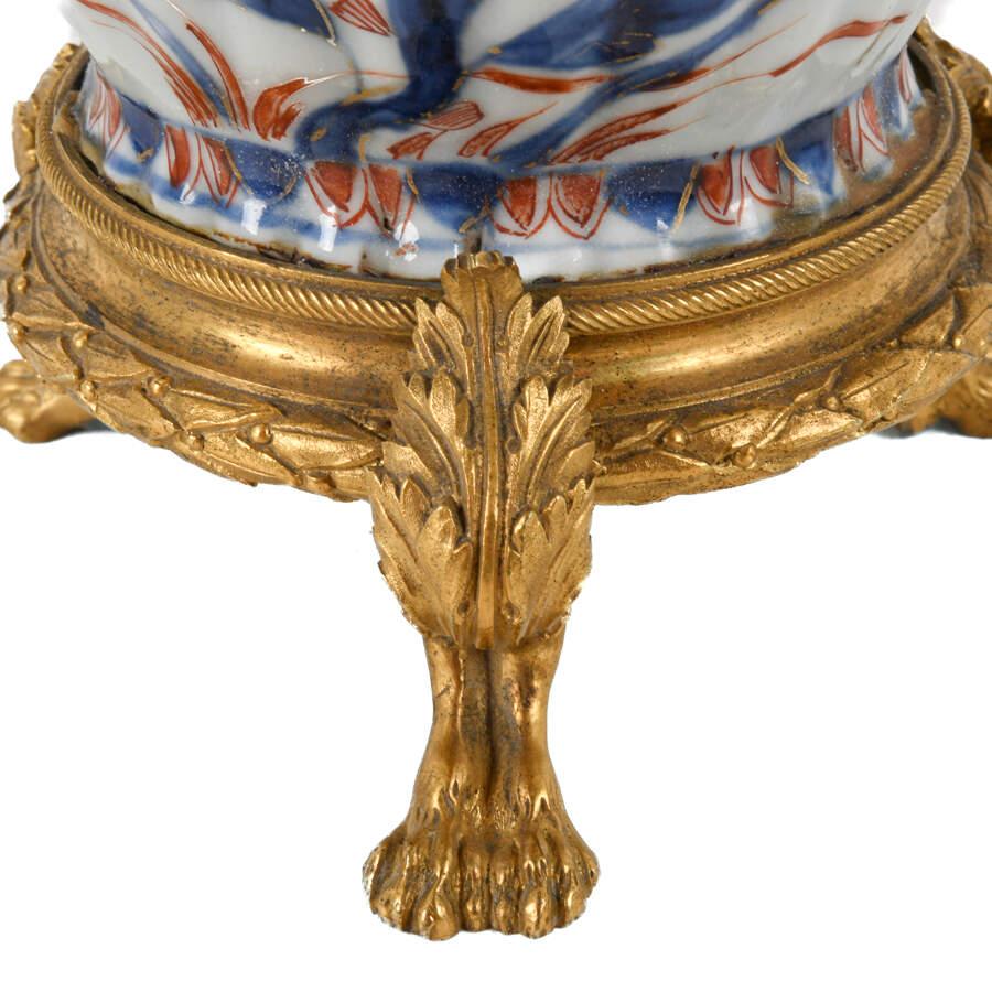 Pair Mounted Chinese Export Imari Vases im Zustand „Gut“ im Angebot in MC Leansville, NC