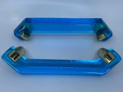 Pareja de tiradores de puerta de latón de Murano y cristal azul