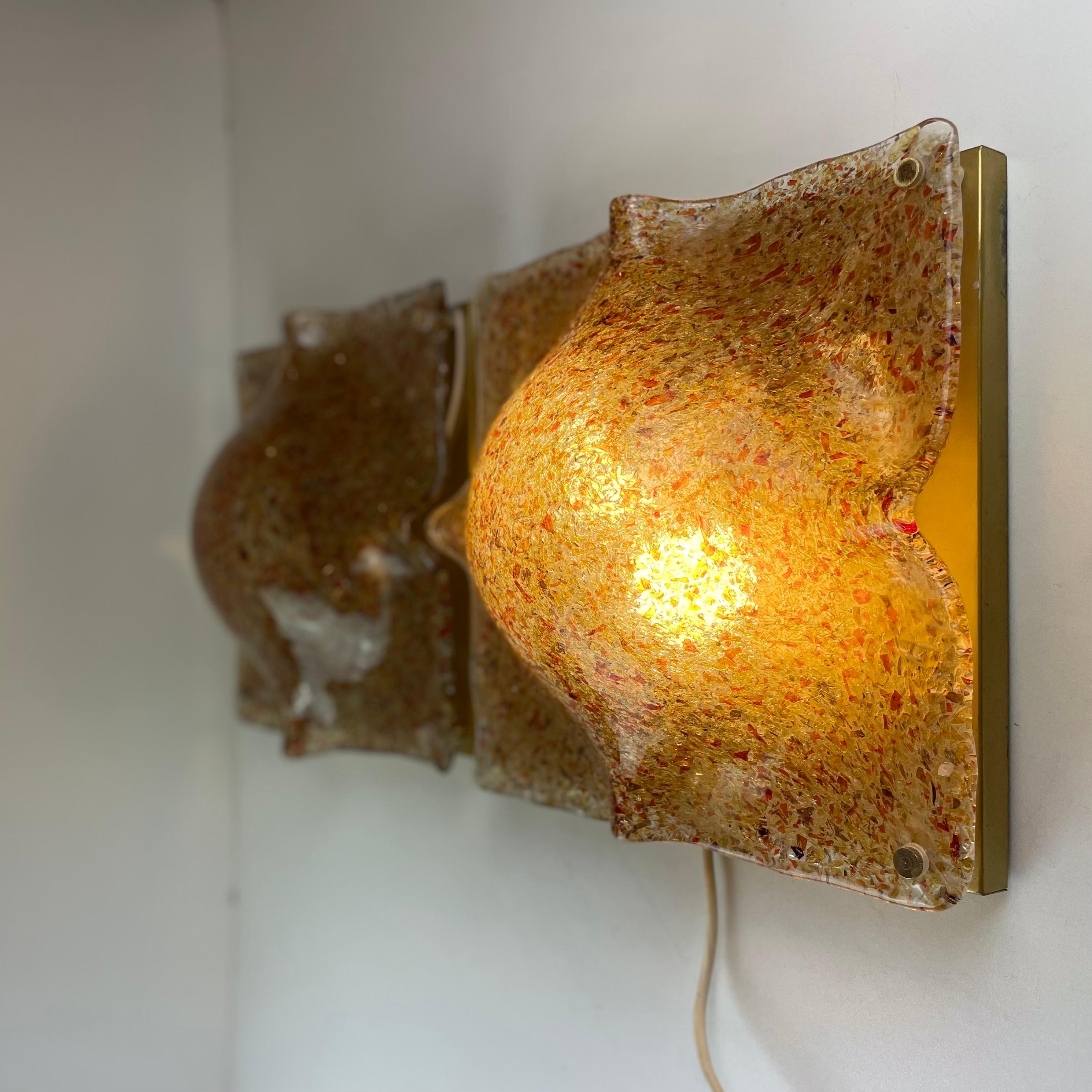 Paire de plafonniers ou appliques de Murano, 1970 en vente 2