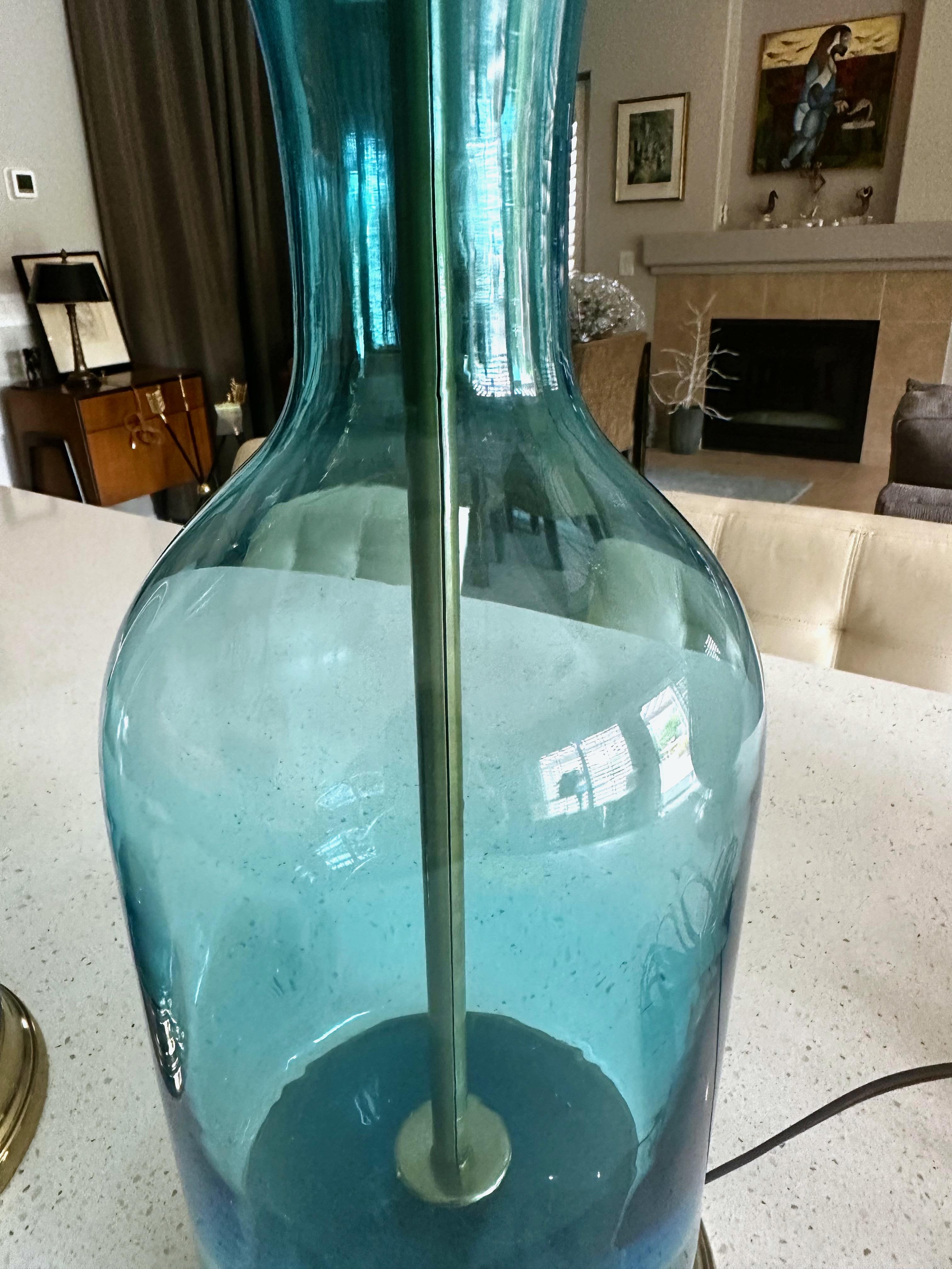 Paire de lampes de bureau italiennes bleu de Murano en vente 6