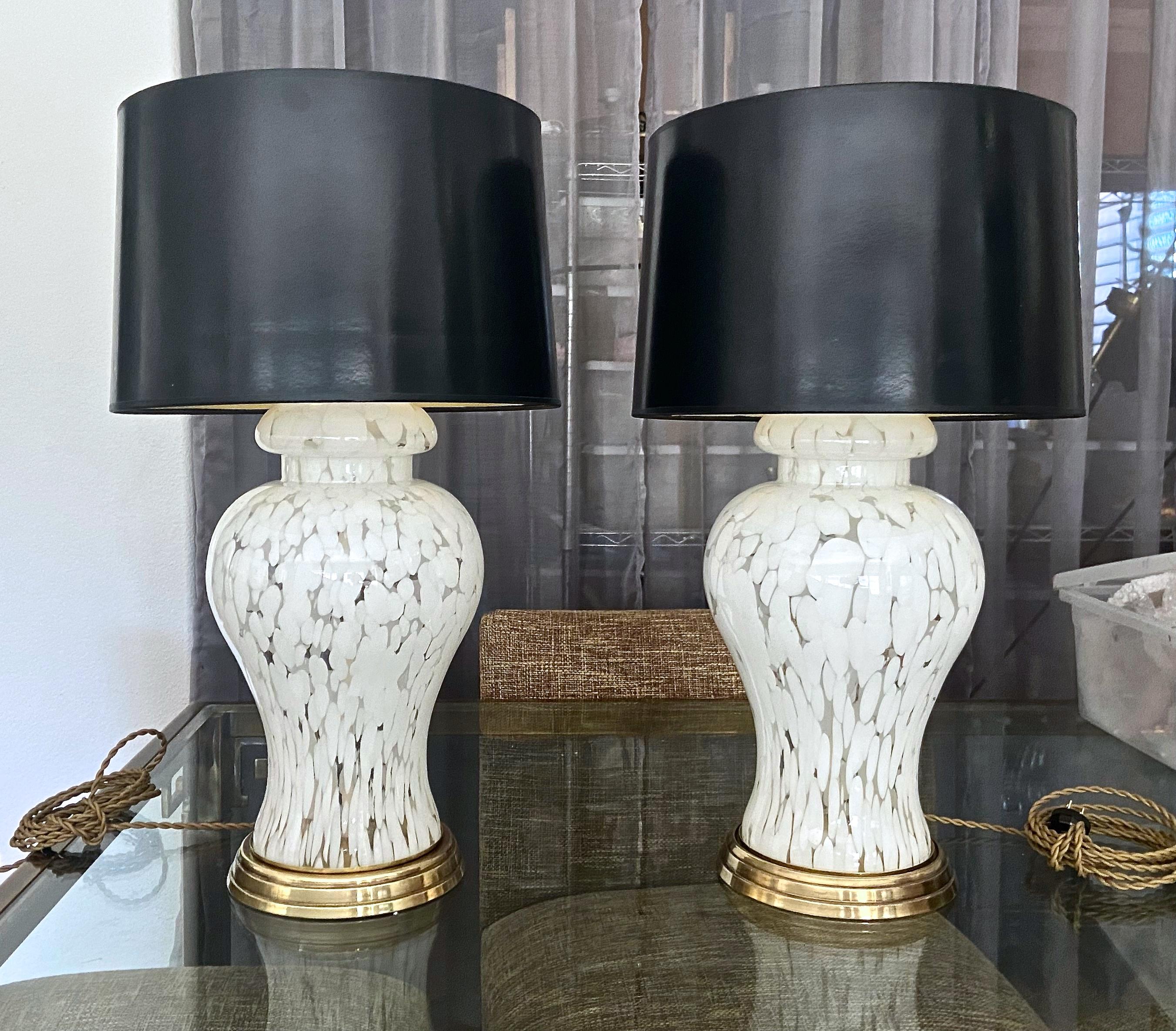 Pair Murano Mazzega Splatter White & Clear Table Lamps For Sale 9