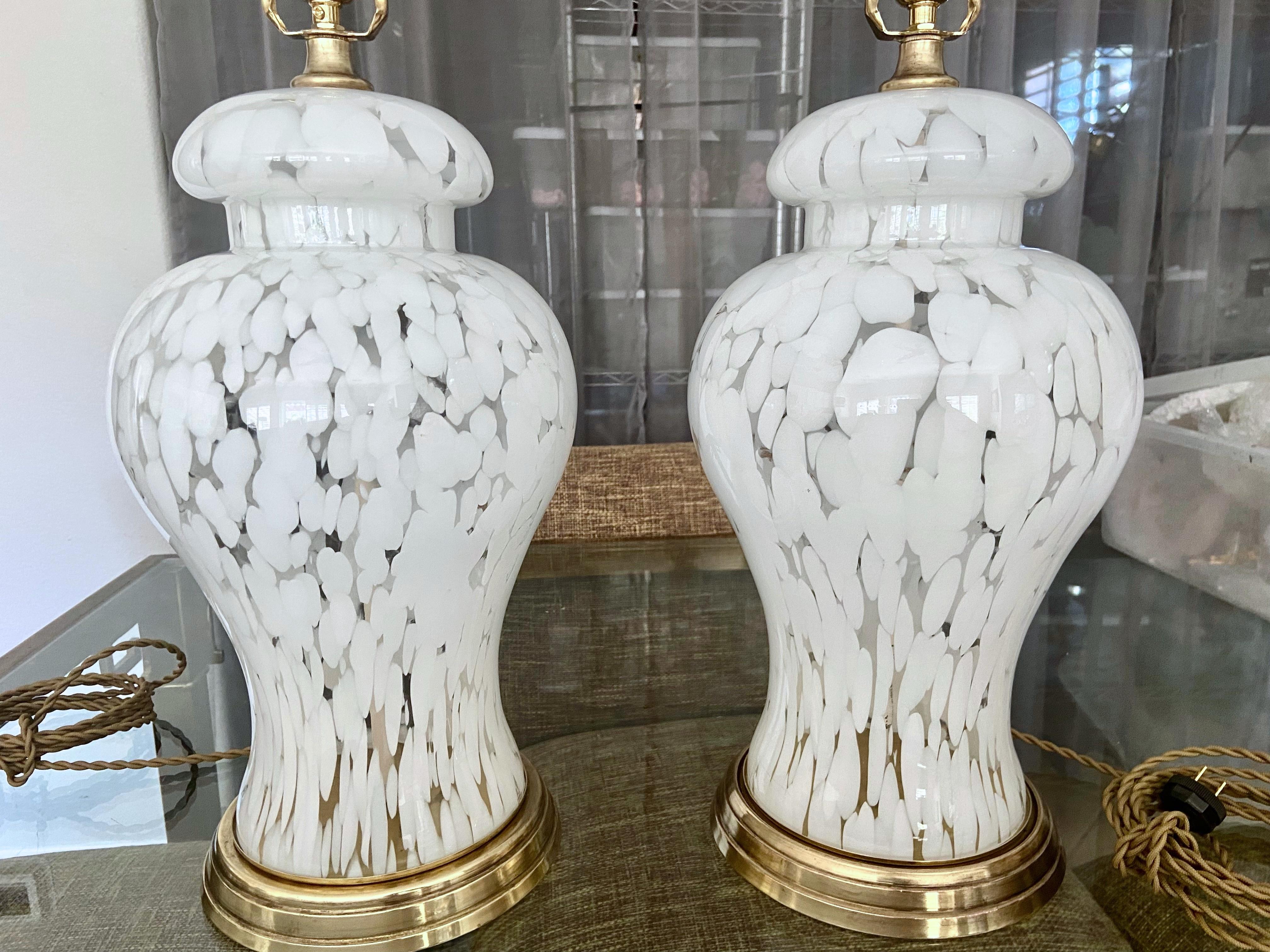 Brass Pair Murano Mazzega Splatter White & Clear Table Lamps For Sale