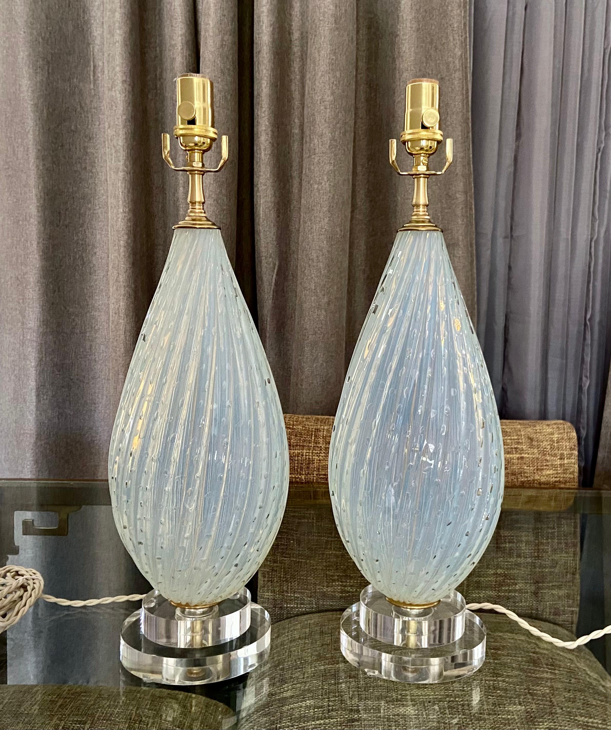 Pair Murano Opalescent Controlled Bubble Table Lamps In Good Condition In Palm Springs, CA