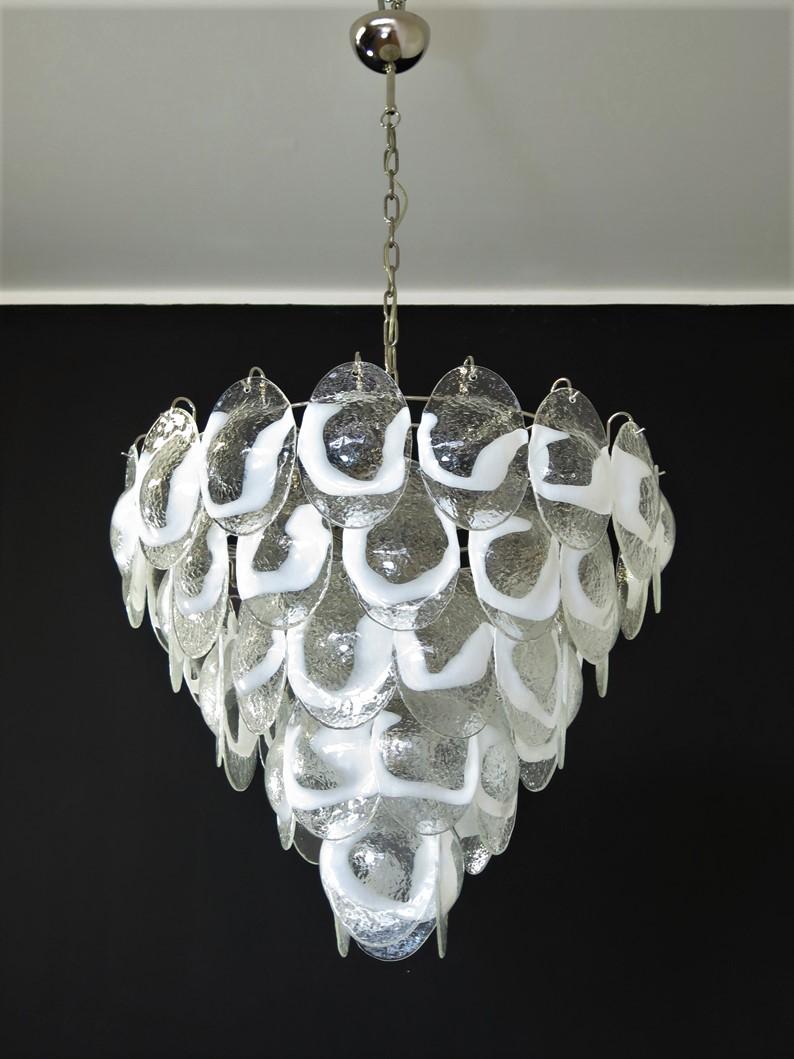Pair of Murano Shell Chandeliers by Mazzega For Sale 4