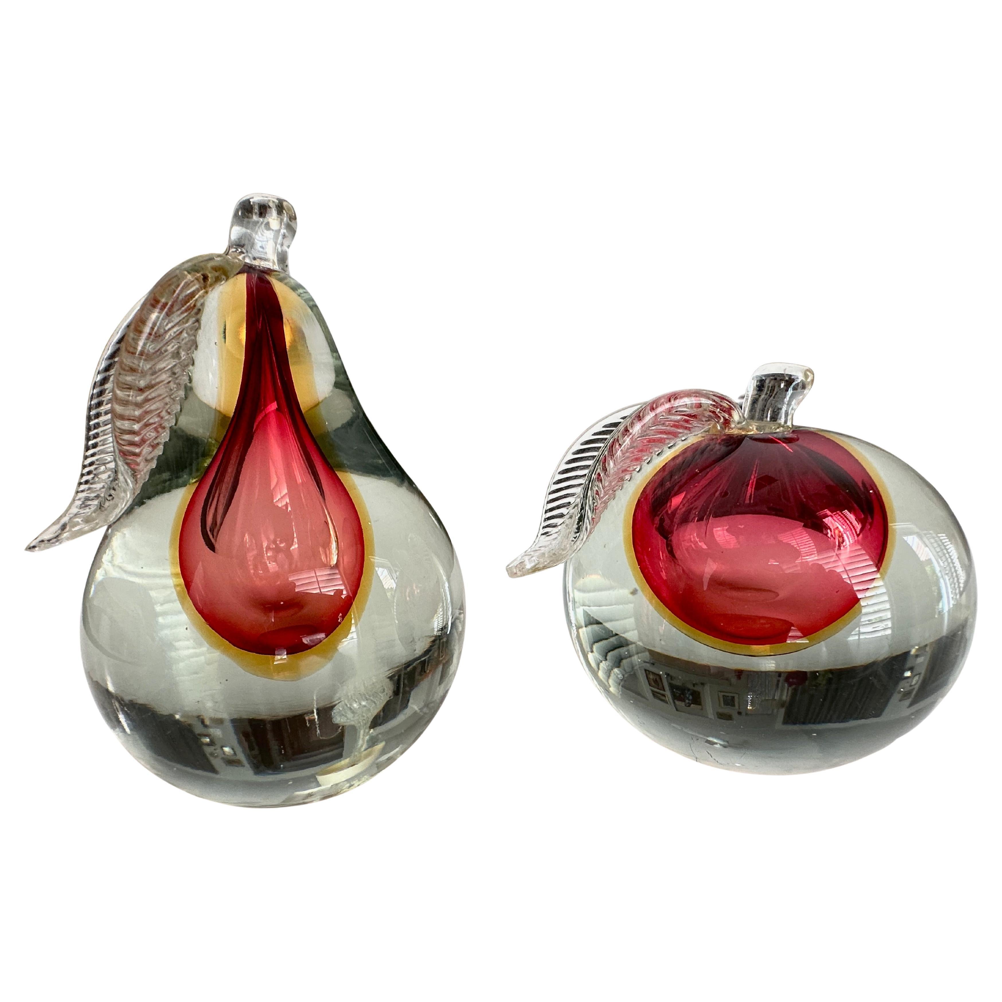 Pareja de sujetalibros de frutas "Sommerso" de Murano en venta