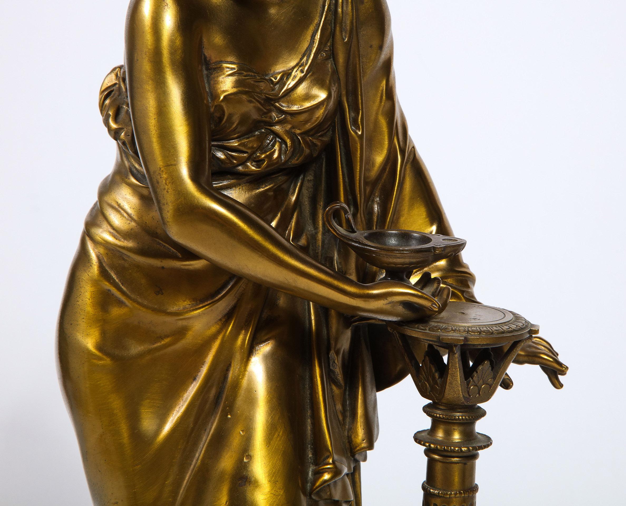 Coppia Napoleone III Bronzo Donne Neoclassiche in vendita 2
