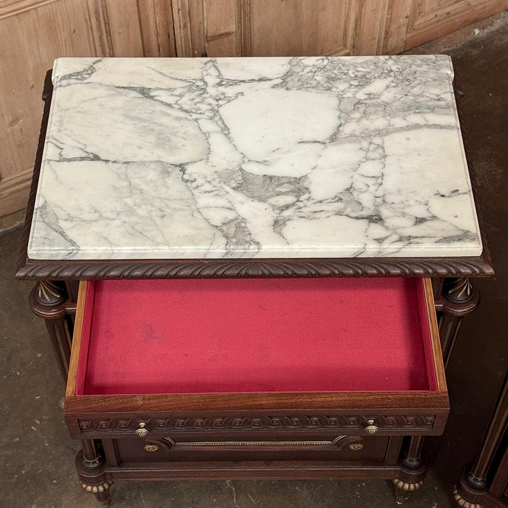 Pair Napoleon III Period Marble Top Mahogany Confituriers ~ Cabinets en venta 9