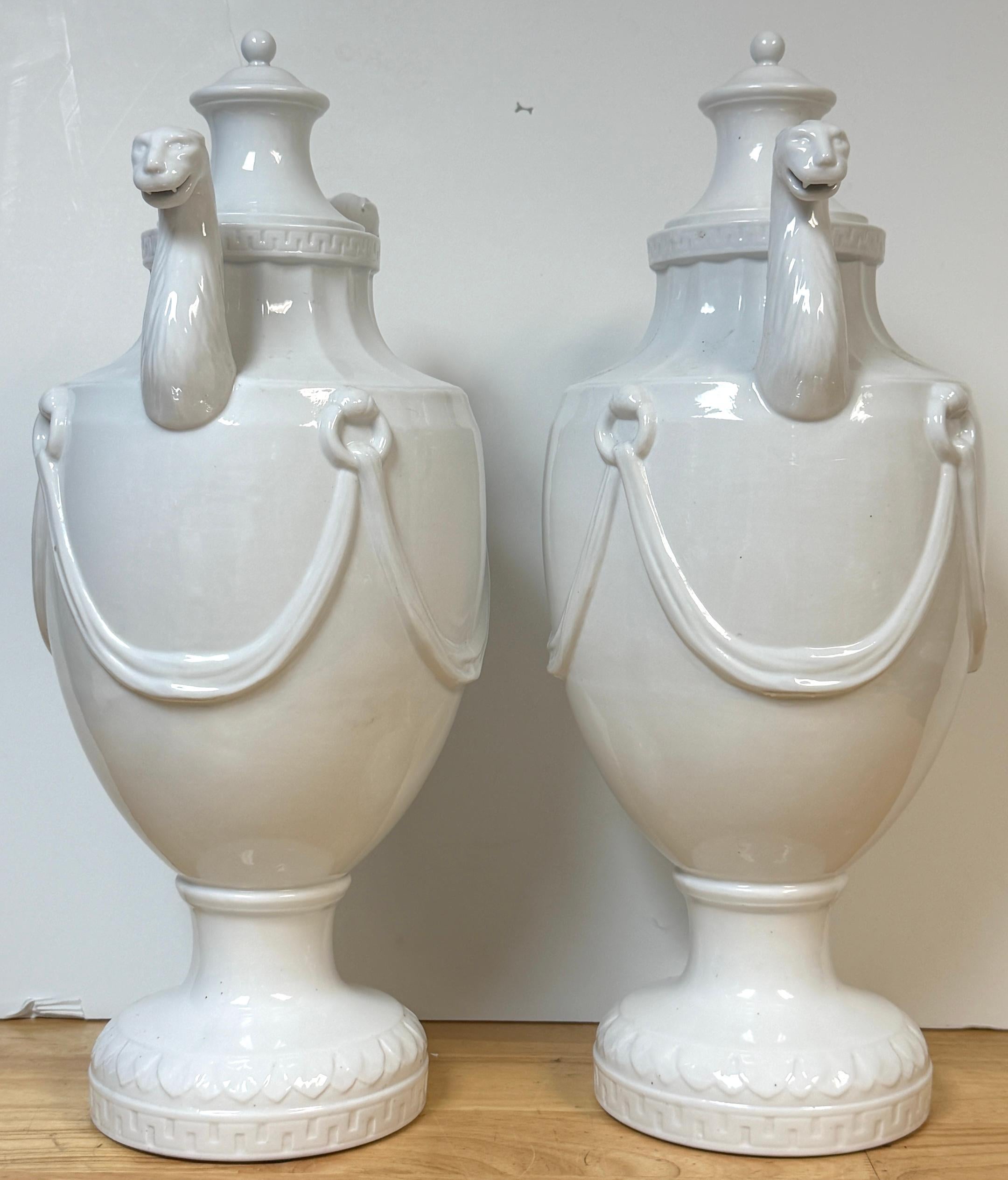 Smaltato Pair Neoclassical Blanc de Chine Porcelain Urns, Attributed Nymphenburg, 20th C. in vendita
