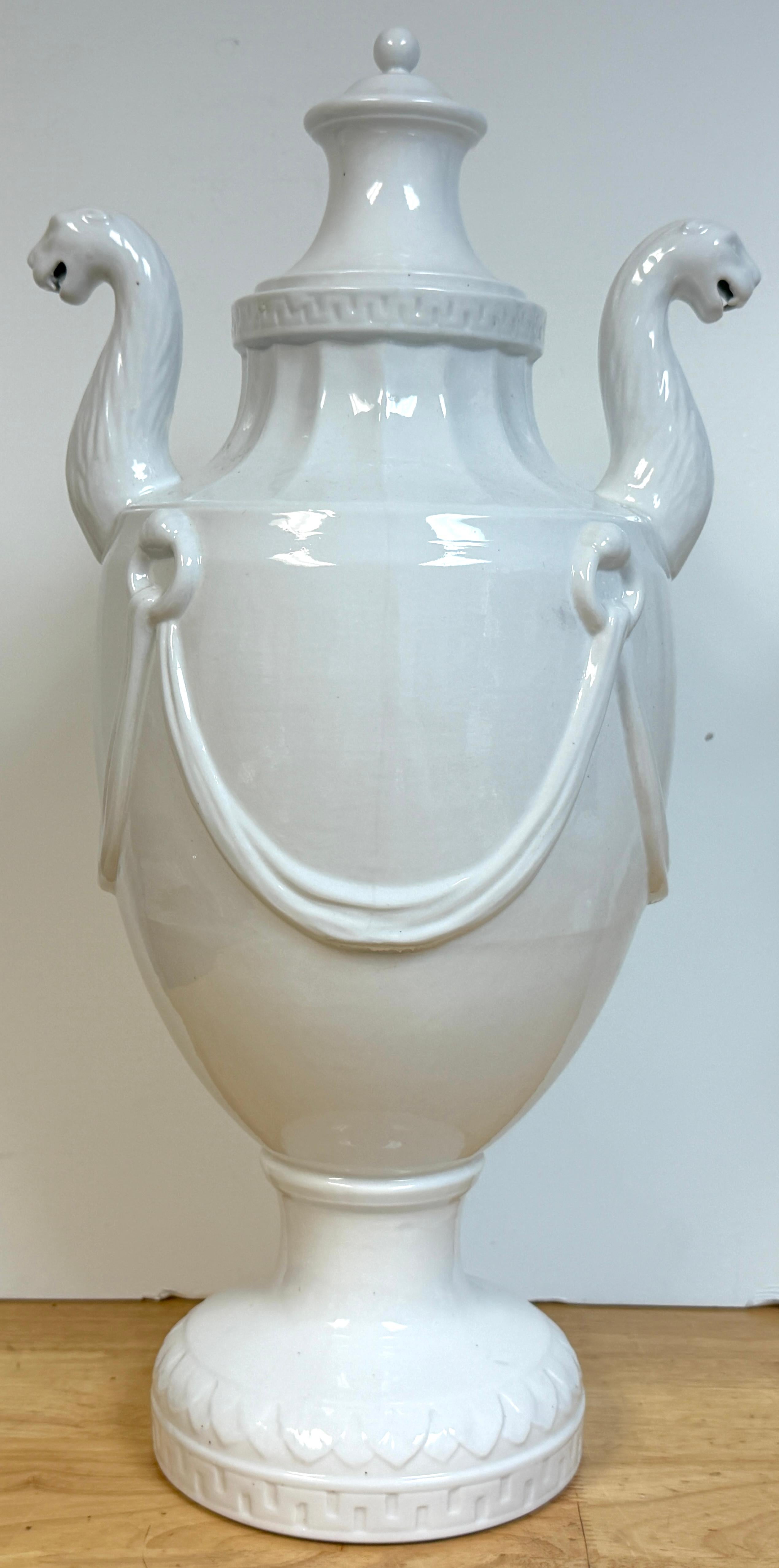 XX secolo Pair Neoclassical Blanc de Chine Porcelain Urns, Attributed Nymphenburg, 20th C. in vendita