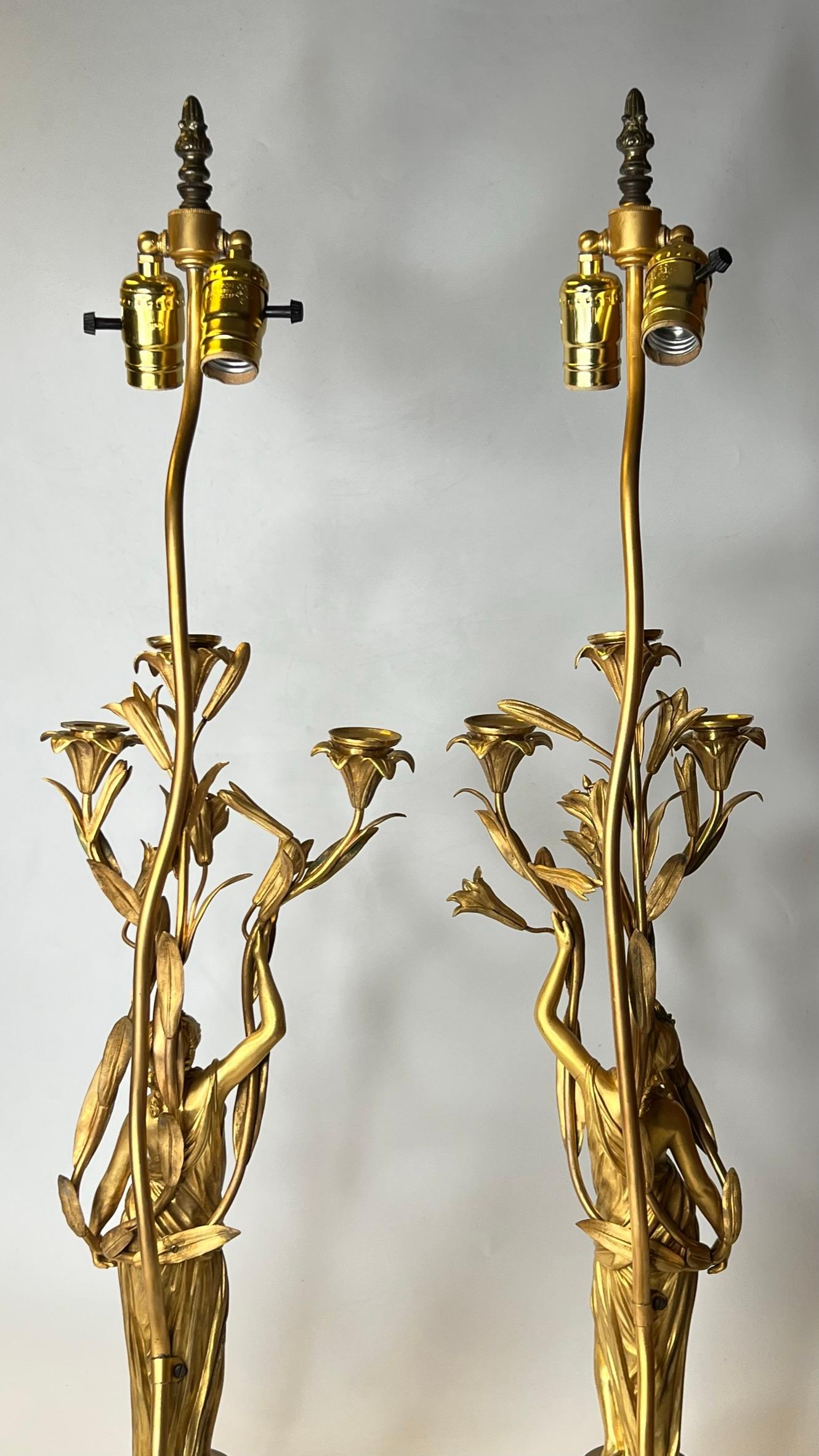 Pair Neoclassical Female Figurative Gilt Bronze Table Lamps For Sale 3