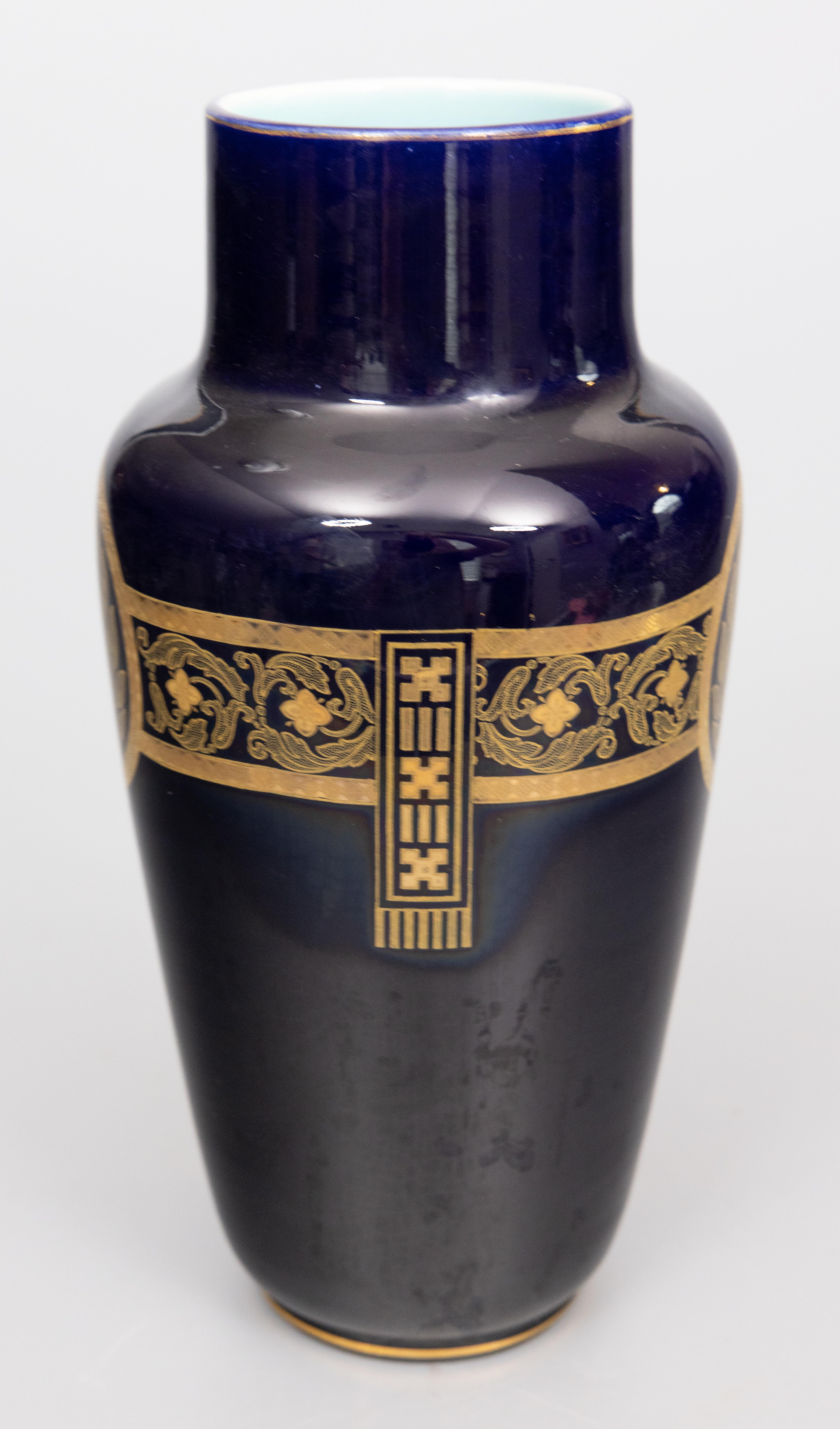 Pair Neoclassical French Sarreguemines Majolica Cobalt Blue & Gilt Vases c. 1900 For Sale 7