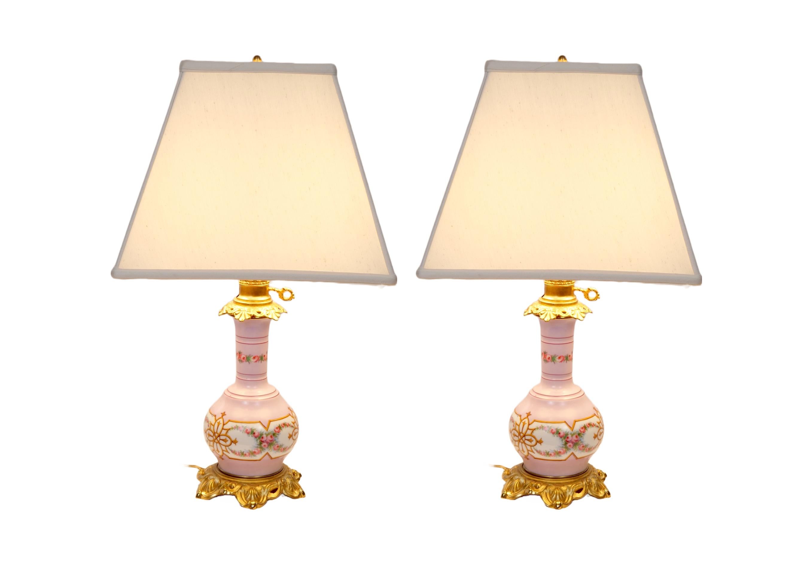 French Pair Neoclassical Style Porcelain Lamps / Gilt Bronze Base For Sale