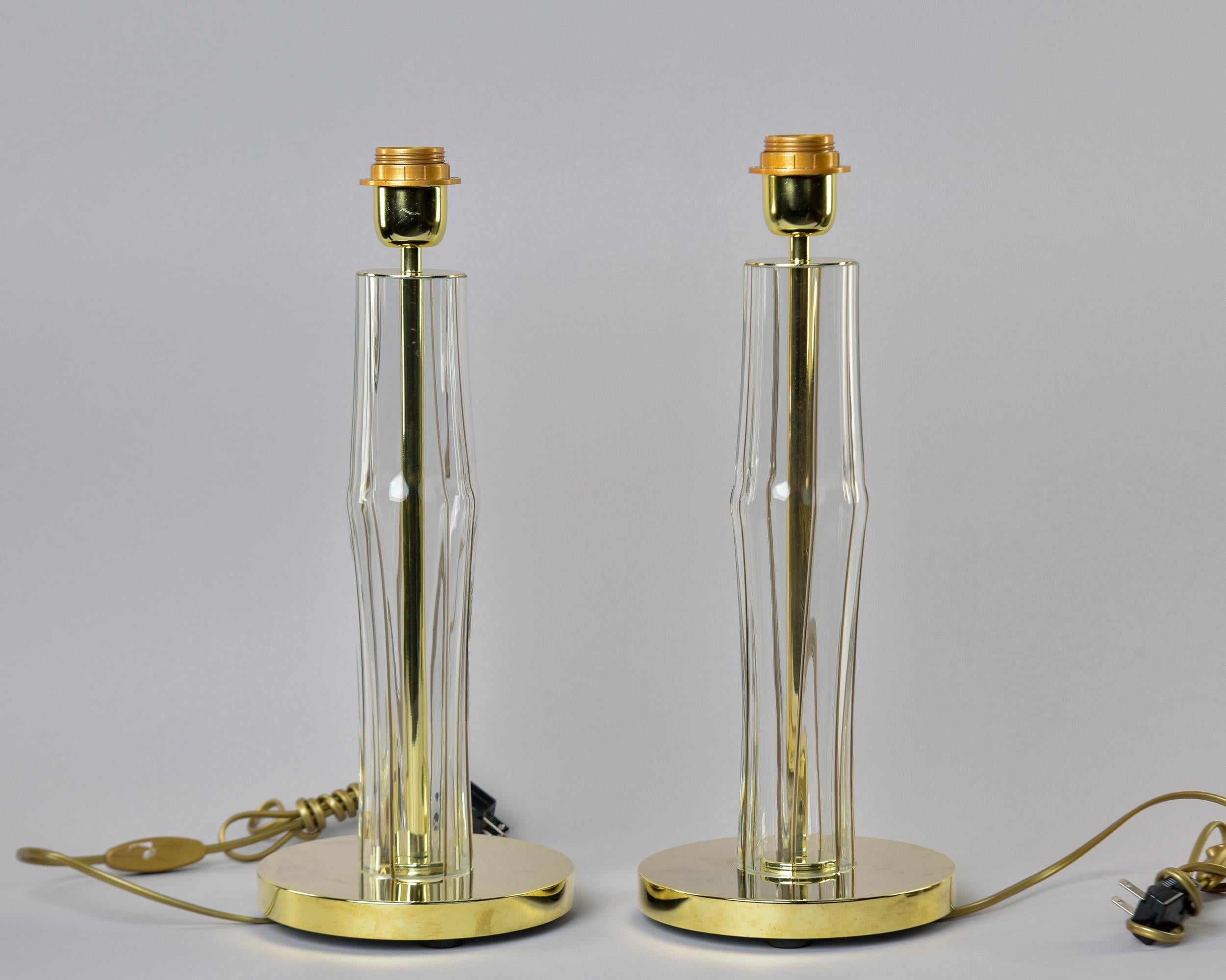 Pair New Clear Glass Italian Lamps with Brass Fittings in vendita 3