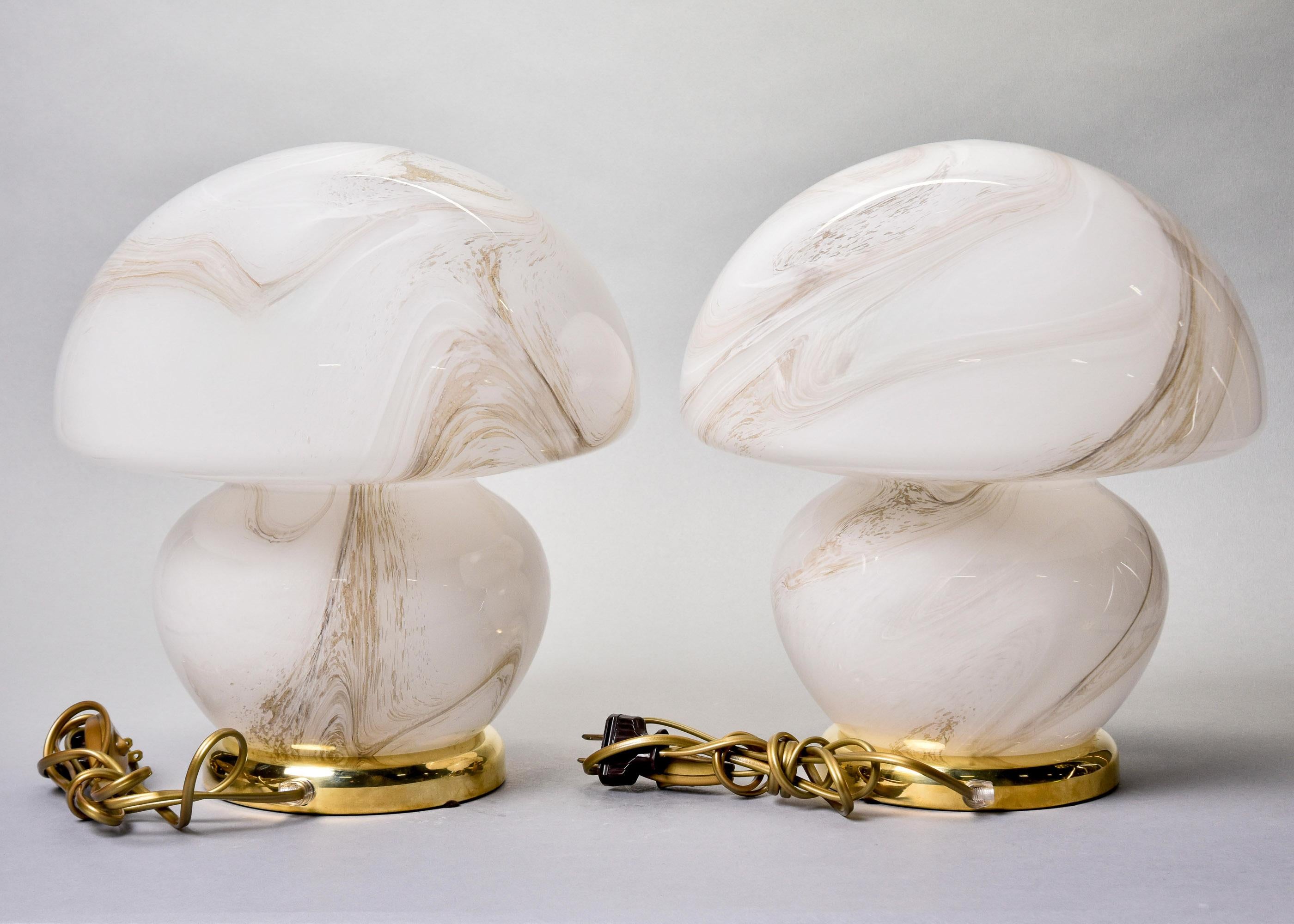 italien Paire de lampes champignons en verre Murano, neuves en vente