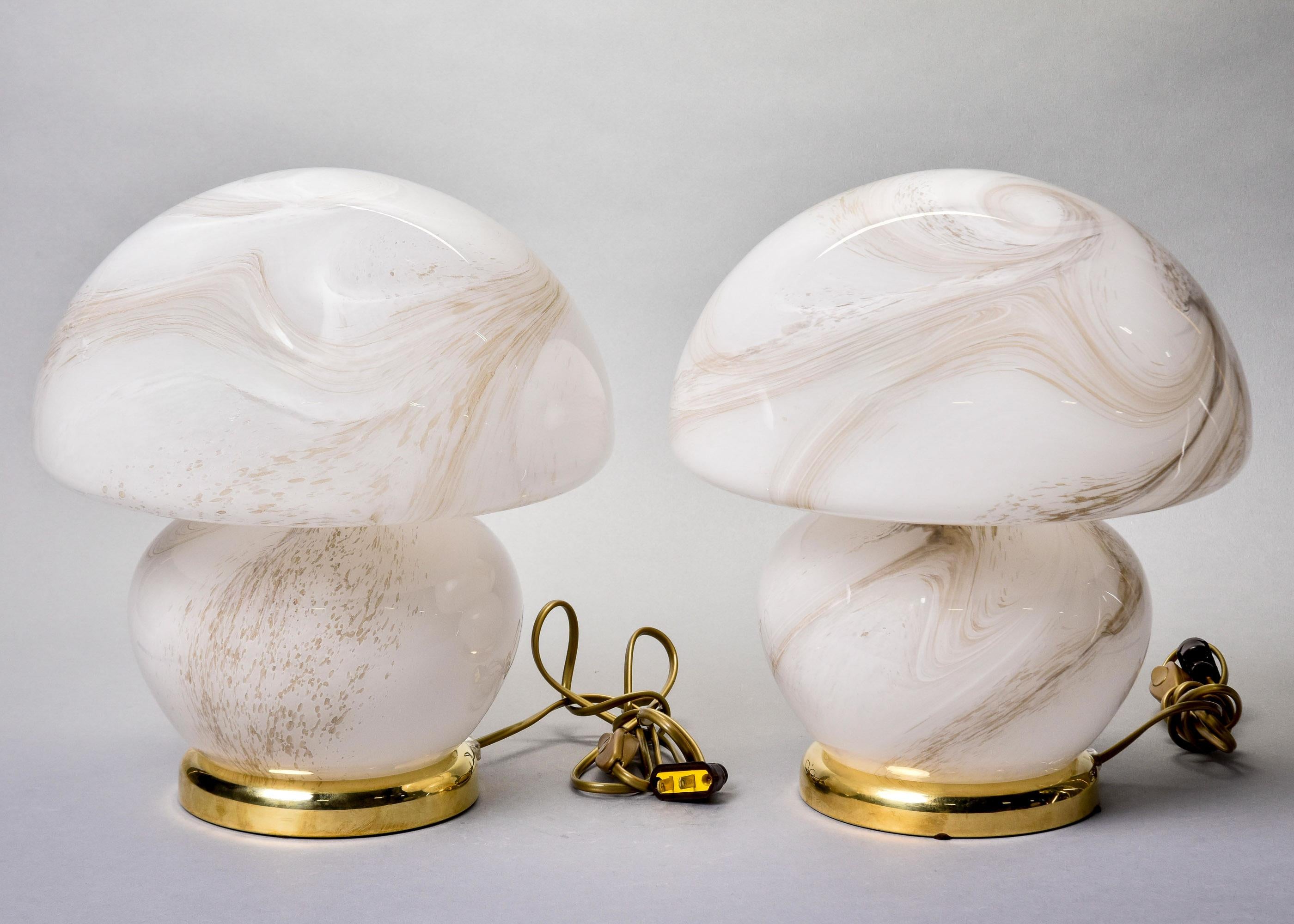 Paire de lampes champignons en verre Murano, neuves en vente 1