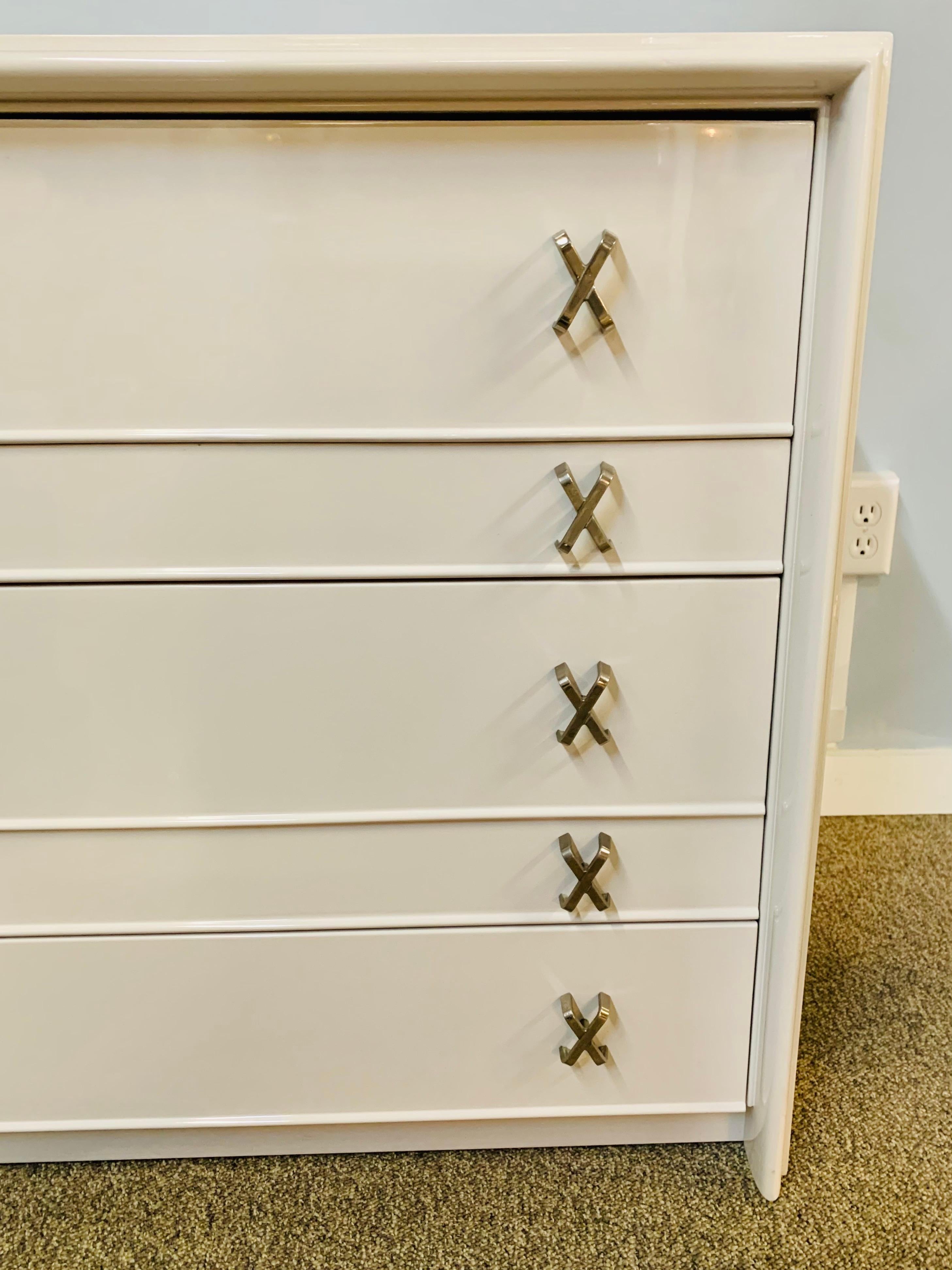 Pair of Newly Lacquered White Paul Frankl Dressers Chests of Drawers John Stuart In Good Condition In West Hartford, CT
