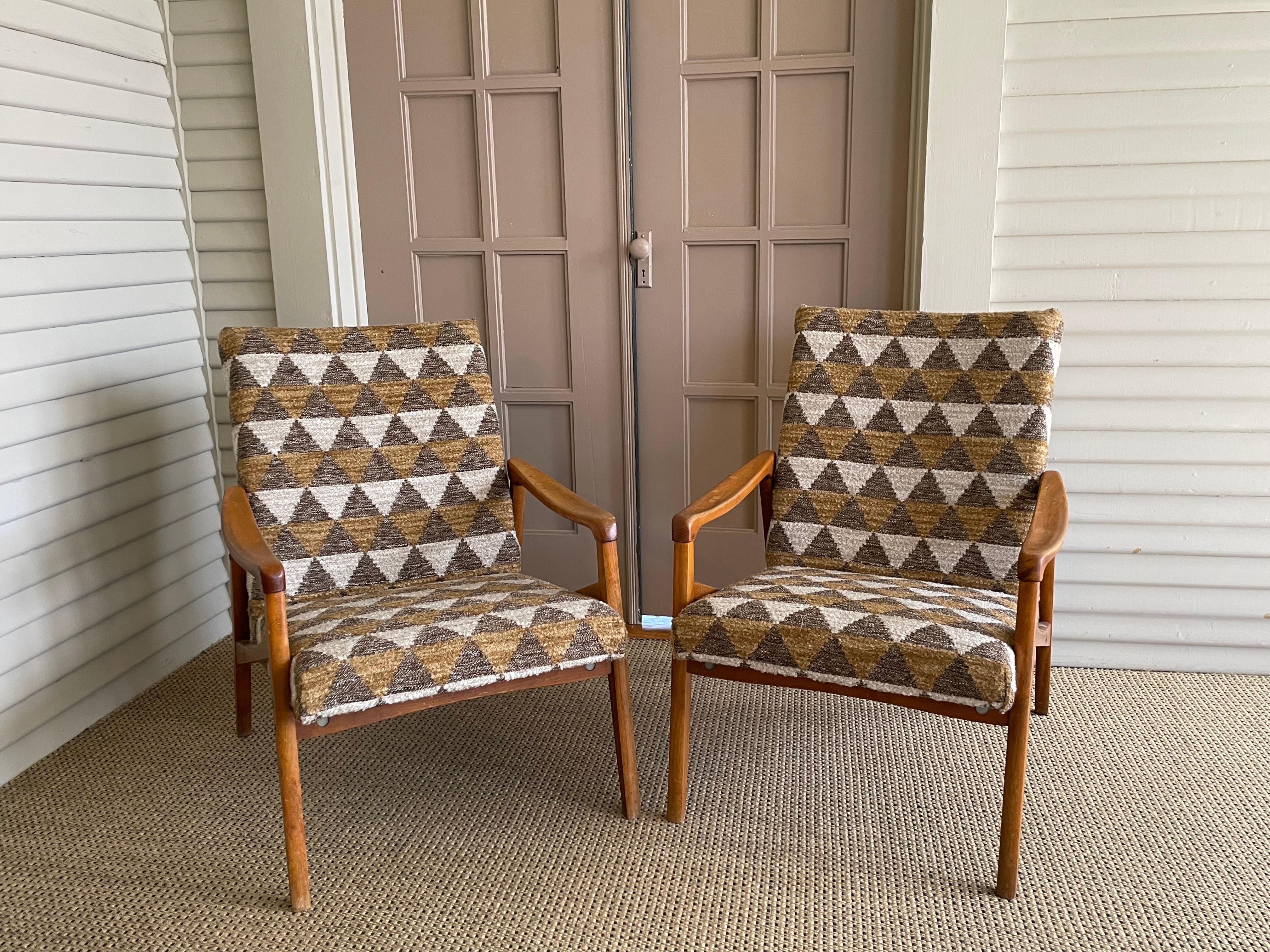 Mid-Century Modern Pair Newly Upholstered Midcentury Teak Armchairs Olive & Beige Geometric Pattern For Sale