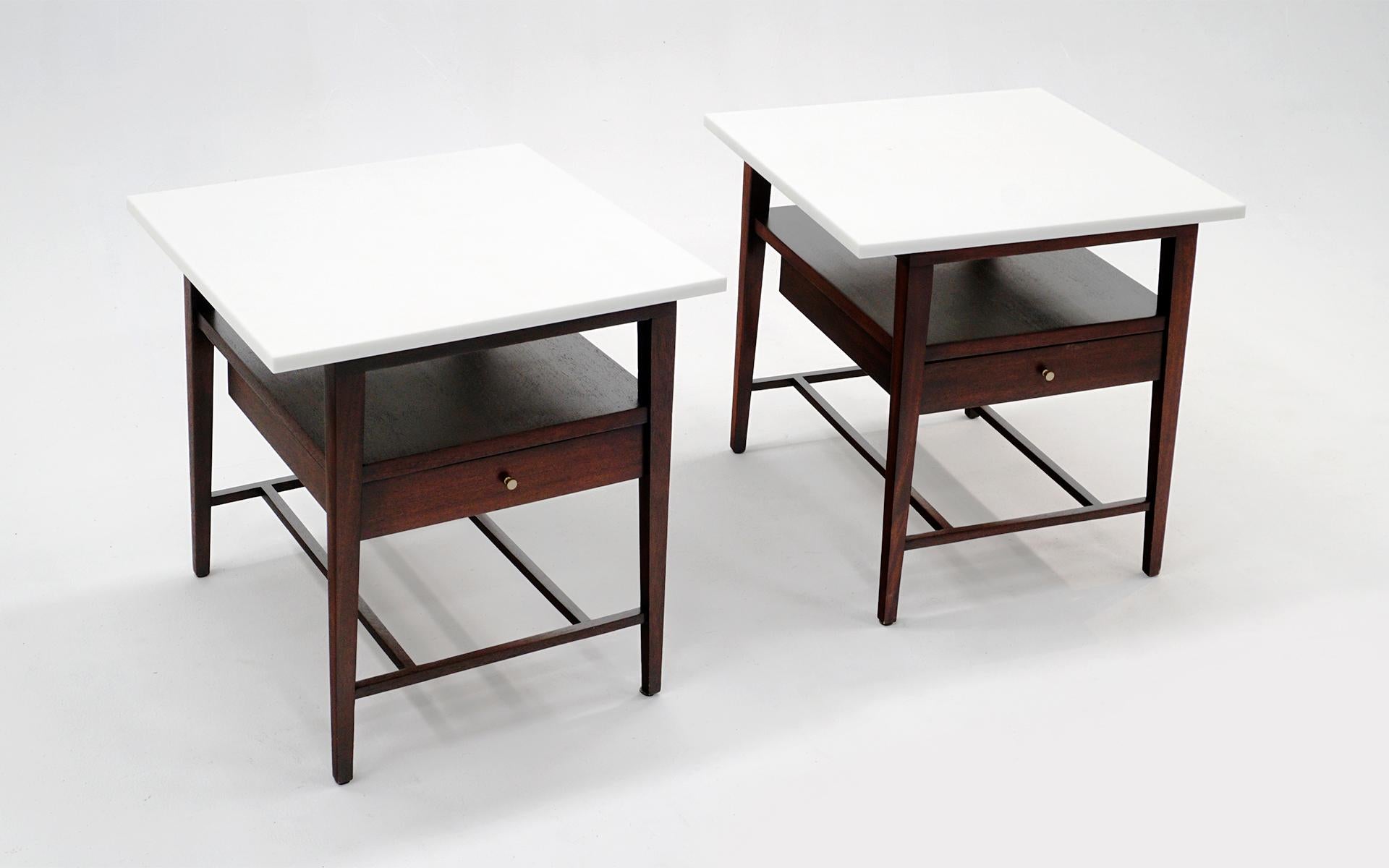 Mid-Century Modern Pair Night Stands by Paul McCobb for Calvin, Mahogany w/ White Milk Glass Tops For Sale