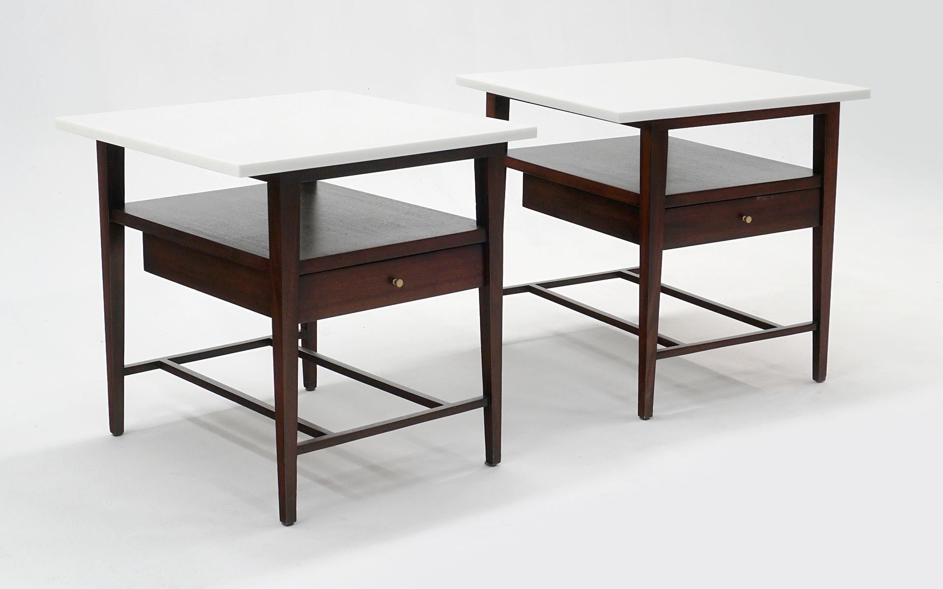 American Pair Night Stands by Paul McCobb for Calvin, Mahogany w/ White Milk Glass Tops For Sale