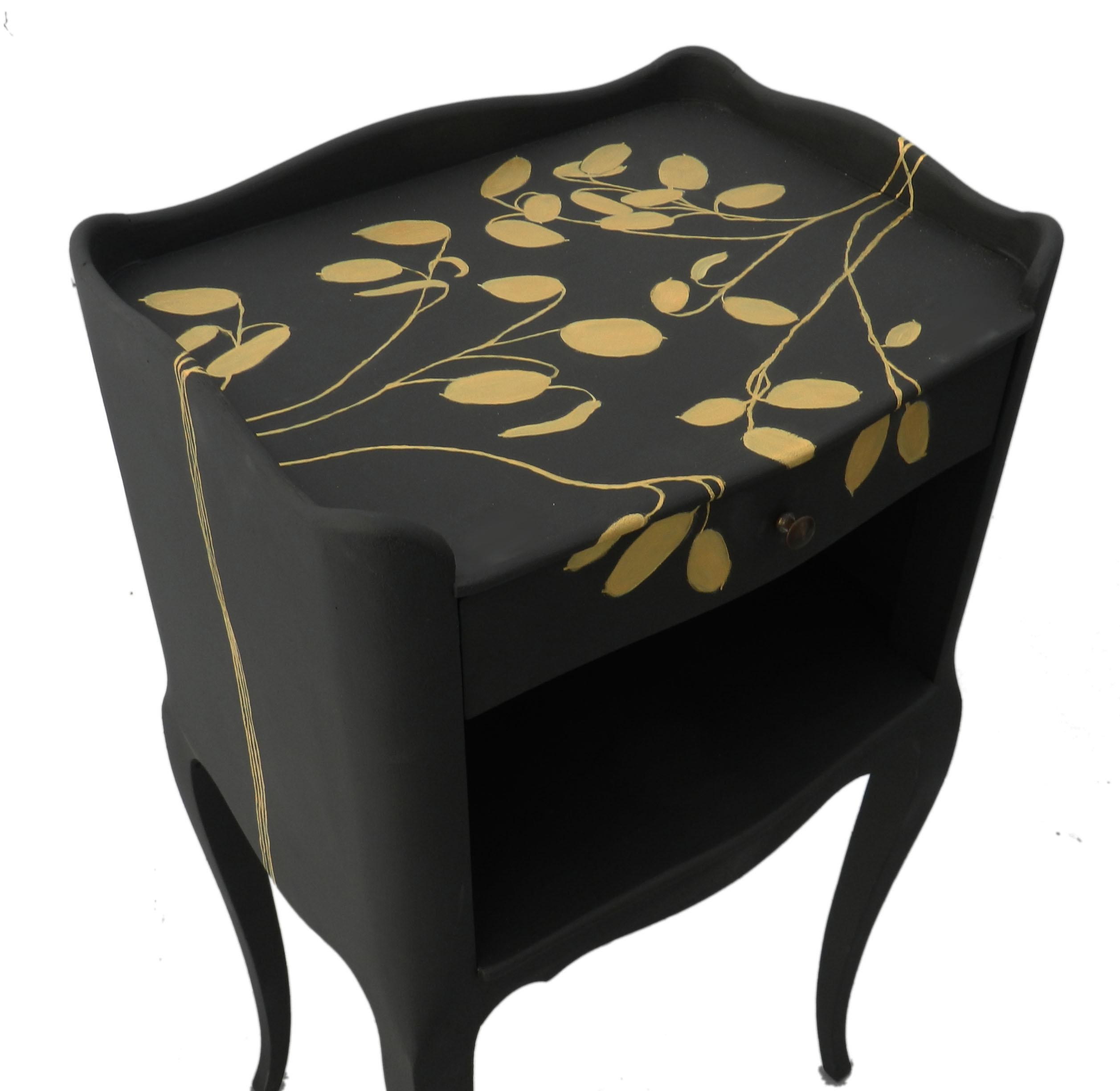 unique night stands