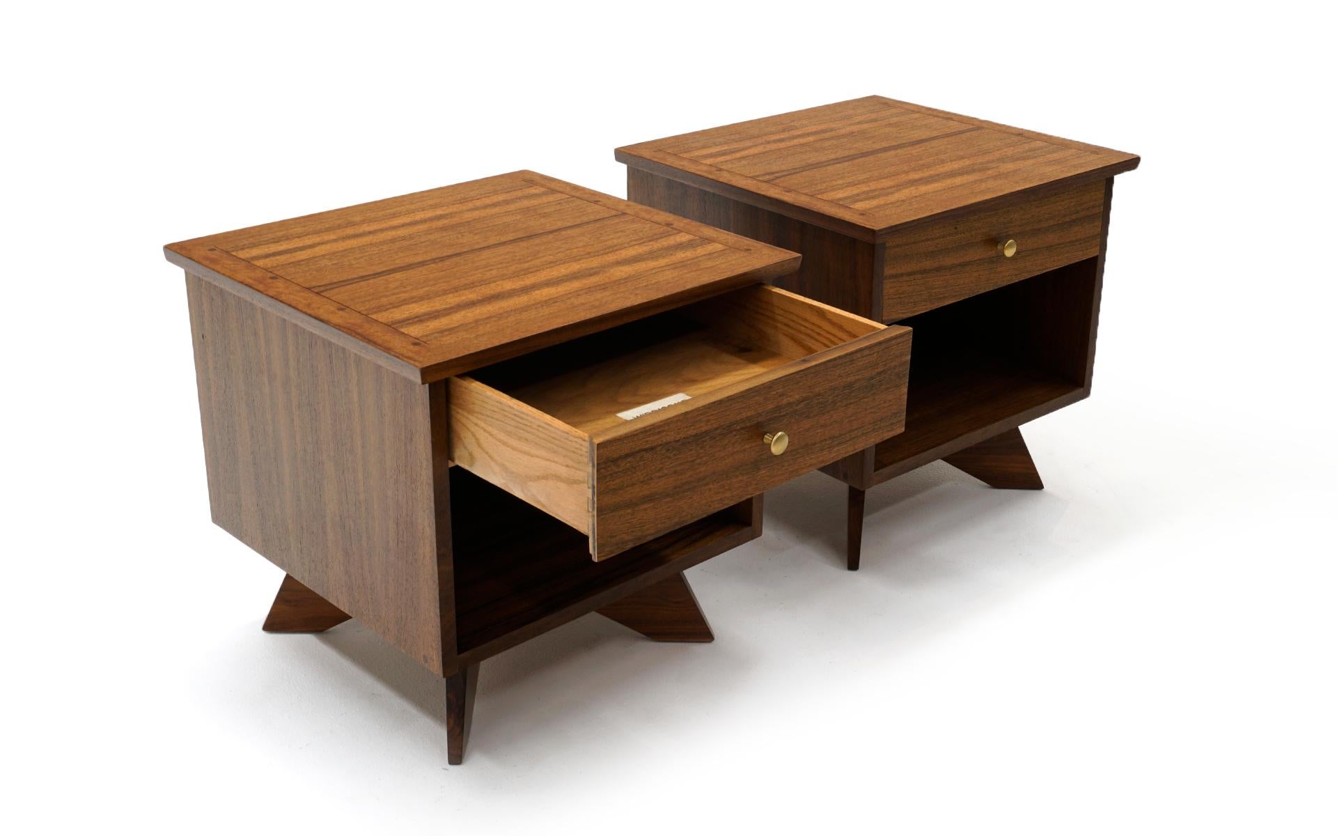 Mid-Century Modern Pair of Nightstands with Drawer by George Nakashima for Widdicomb, Beautiful