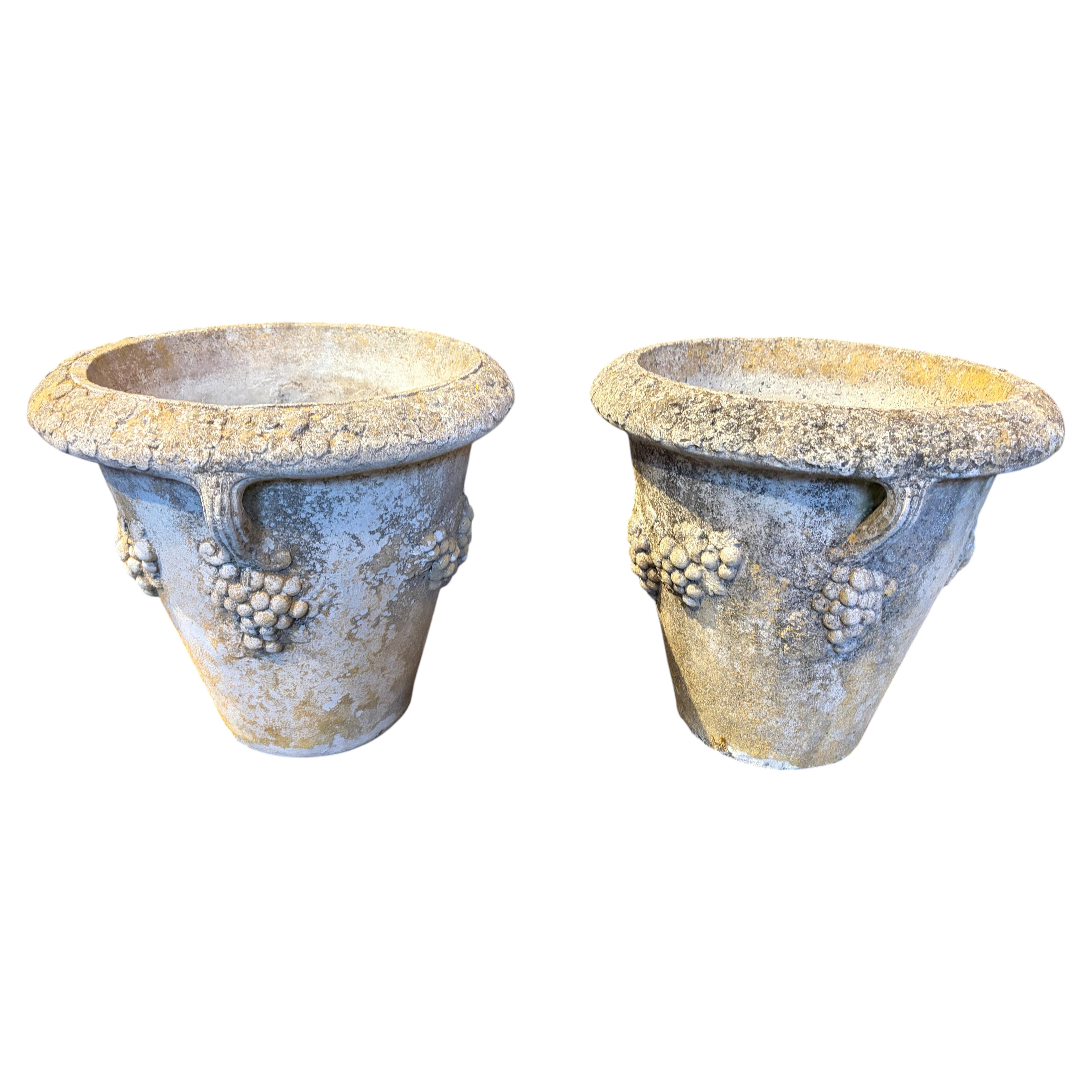 What is a cast stone planter?