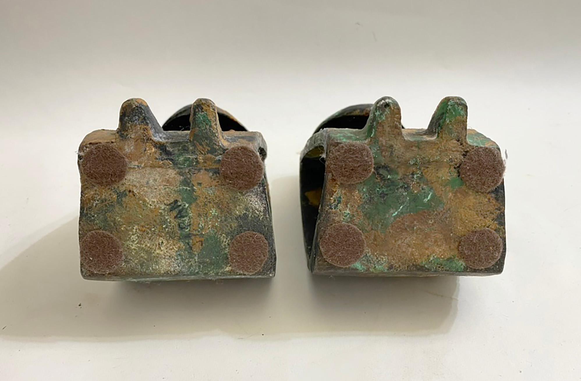 Pareja de sujetalibros de hierro con figuras de búhos japoneses Brutalistas de mediados de siglo al estilo Noguchi en venta 1