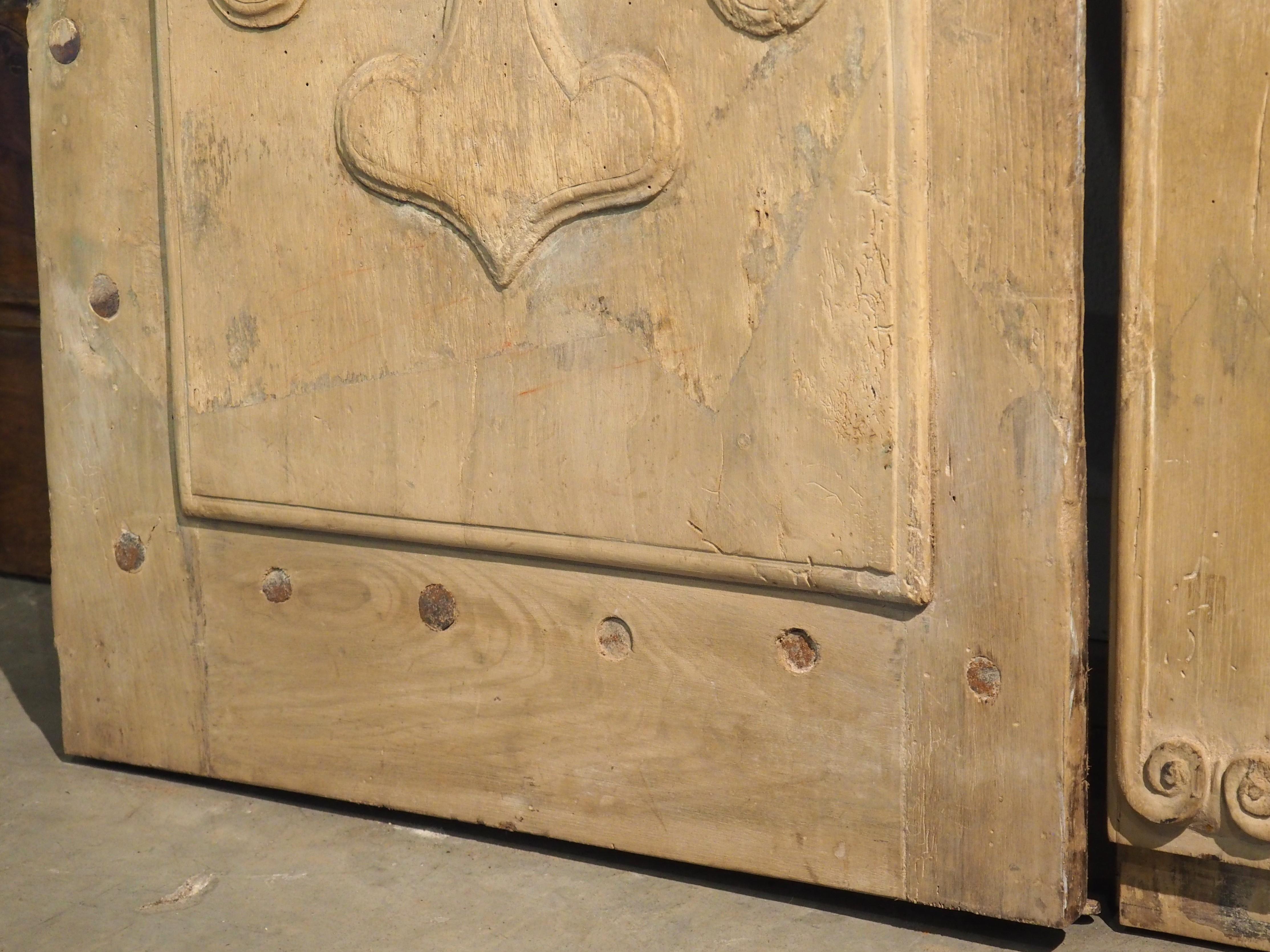 Pair of 111-Inch-Tall 17th Century Walnut Entry Doors from Provence, France 3