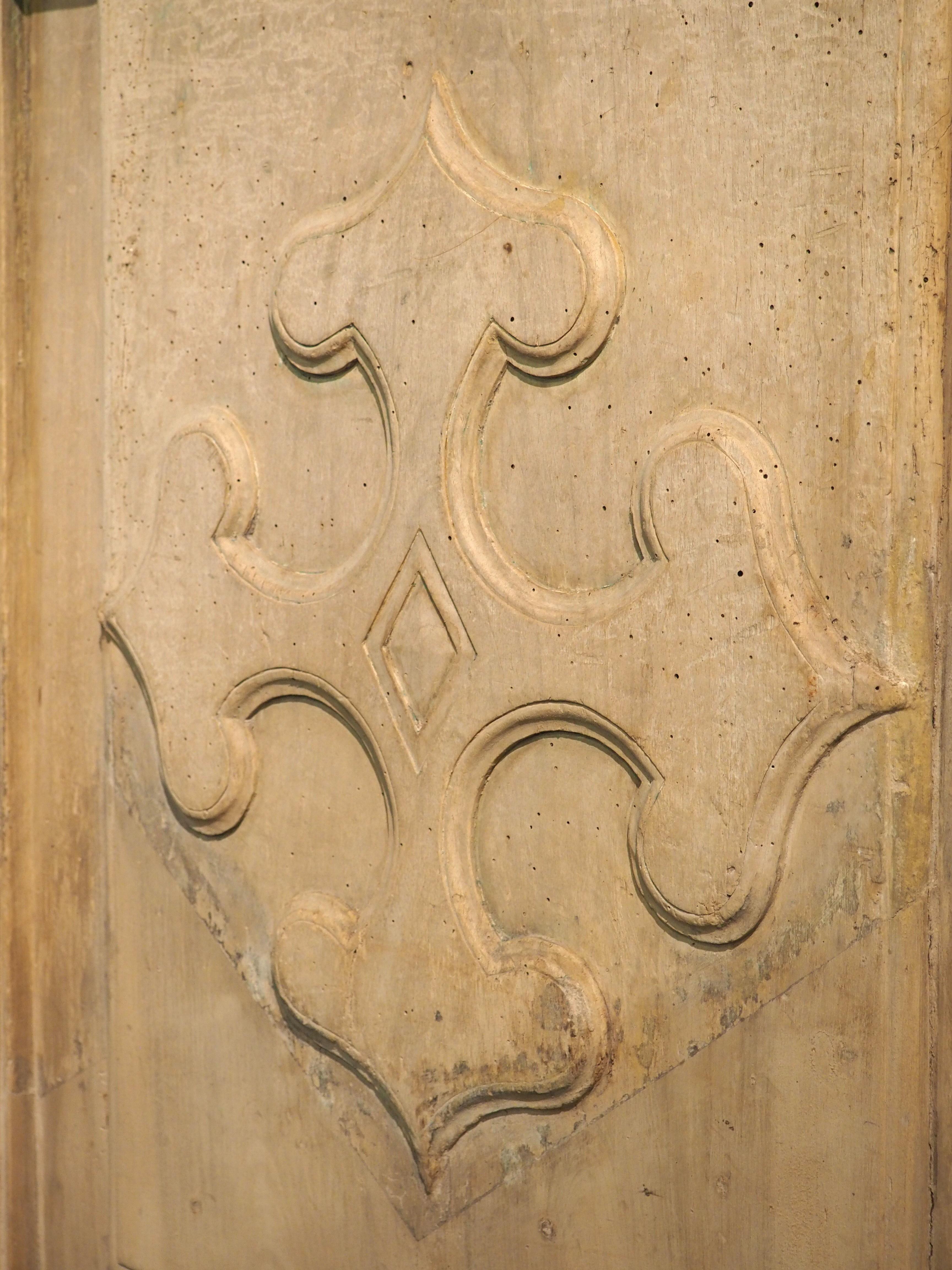 Pair of 111-Inch-Tall 17th Century Walnut Entry Doors from Provence, France 4