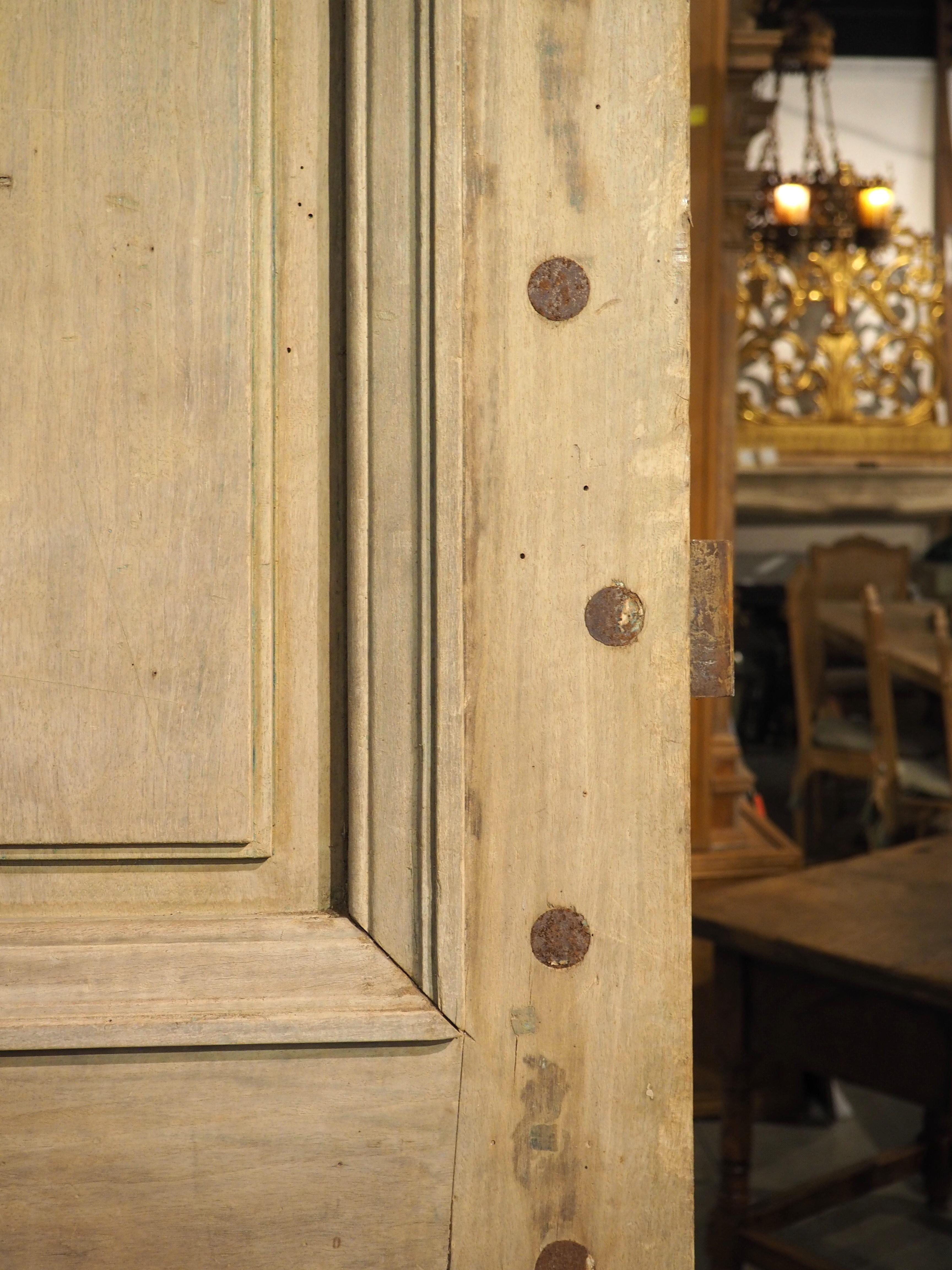 Pair of 111-Inch-Tall 17th Century Walnut Entry Doors from Provence, France 1