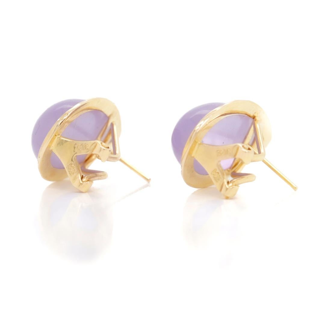 Pair of 14k Gold and Lavender Jade Teardrop Cabochon Earrings For Sale 4