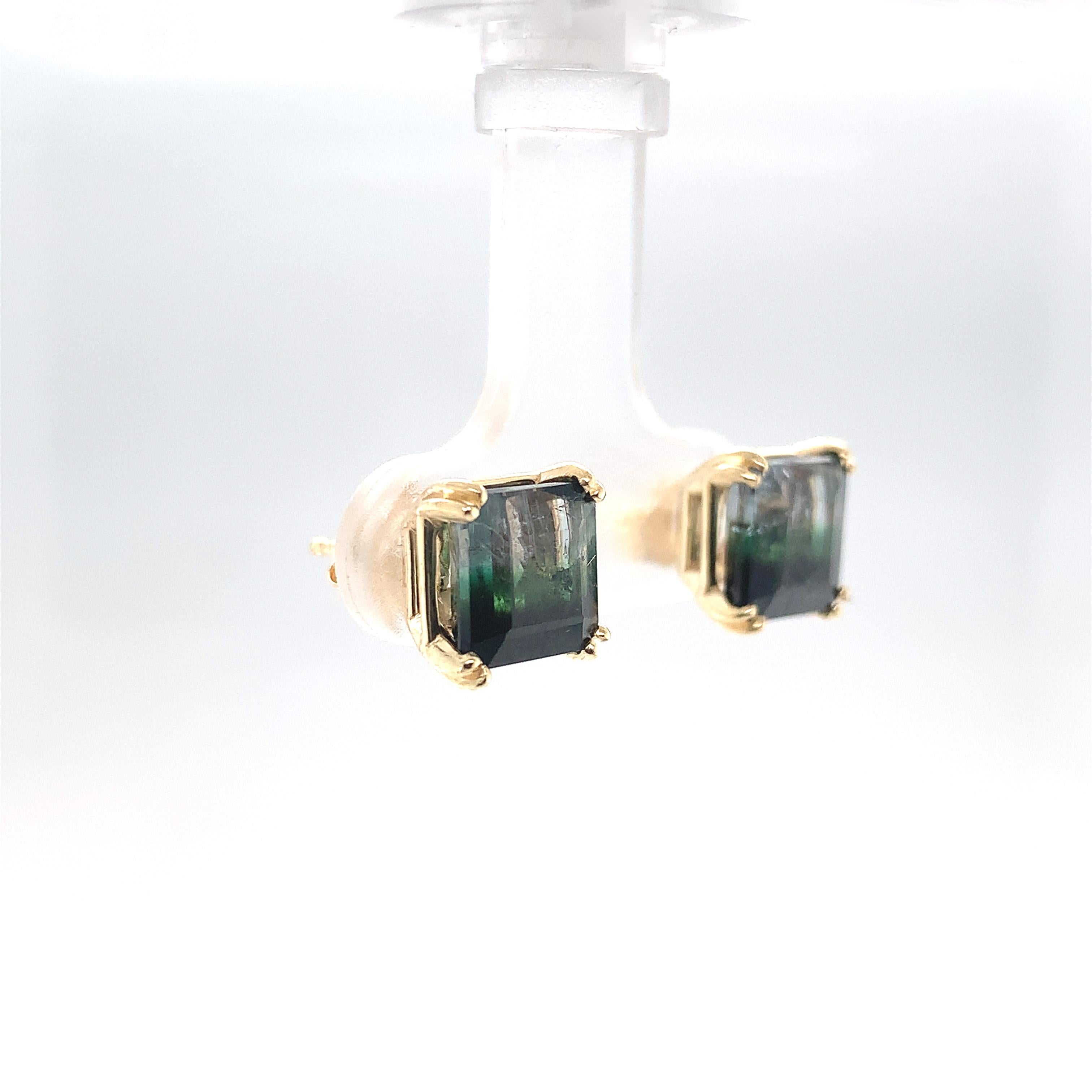 Pair of 14K Yellow Gold Bi-color 4.27 carat tw Tourmaline Stud Earrings In Excellent Condition For Sale In Big Bend, WI